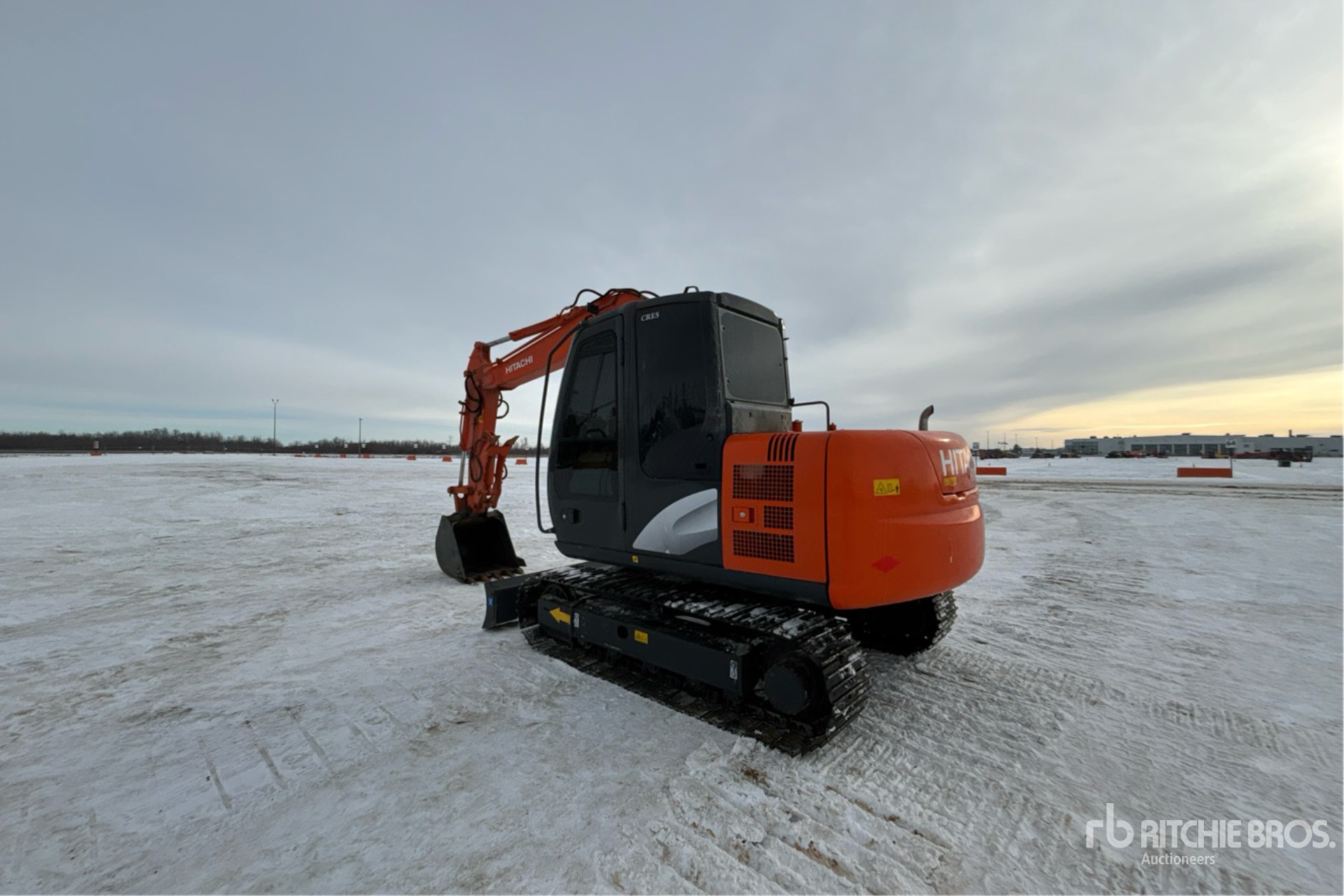 General Appearance with Picture, Left Rear Corner