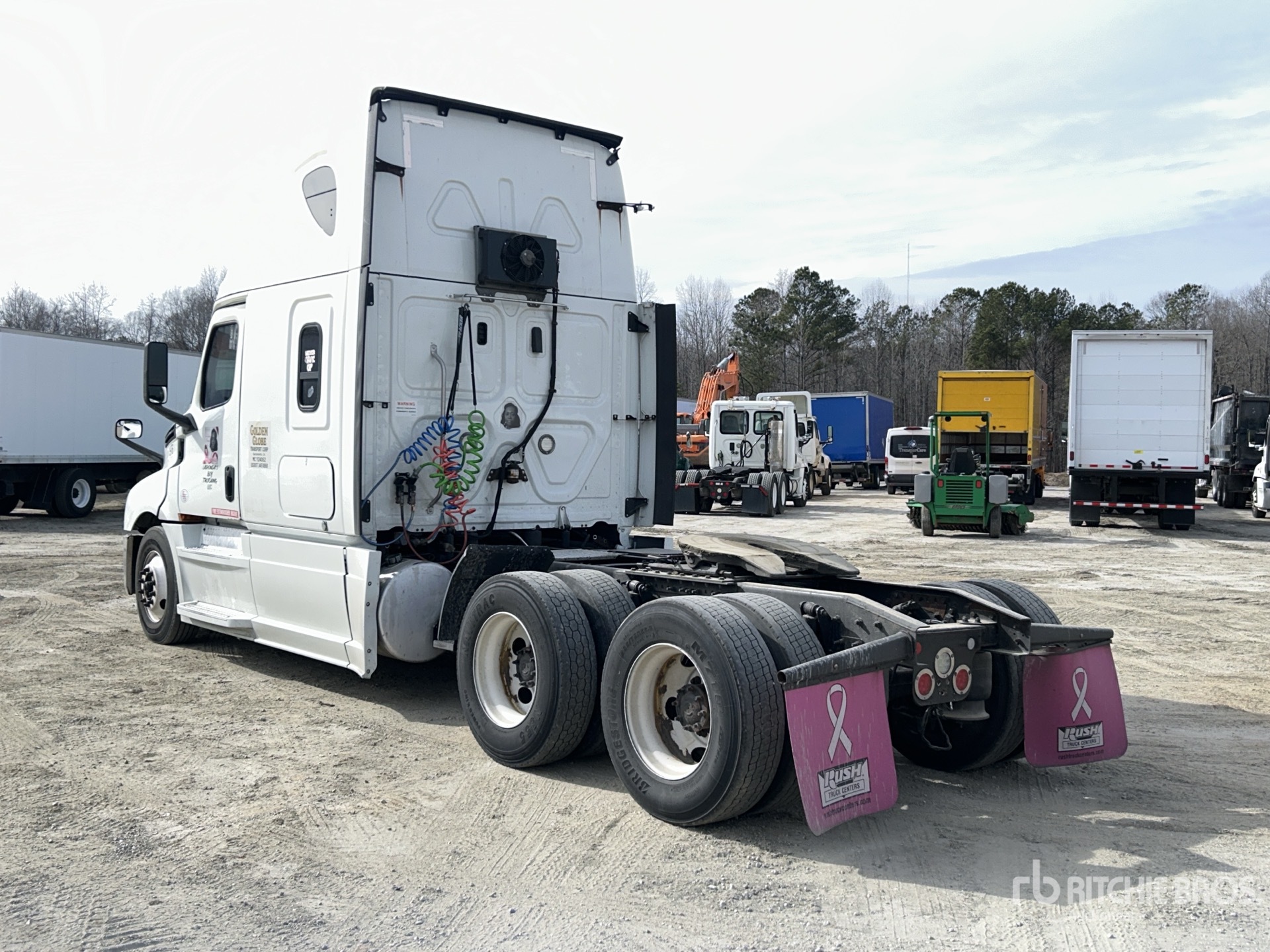 General Appearance with Imagen: esquina trasera izquierda