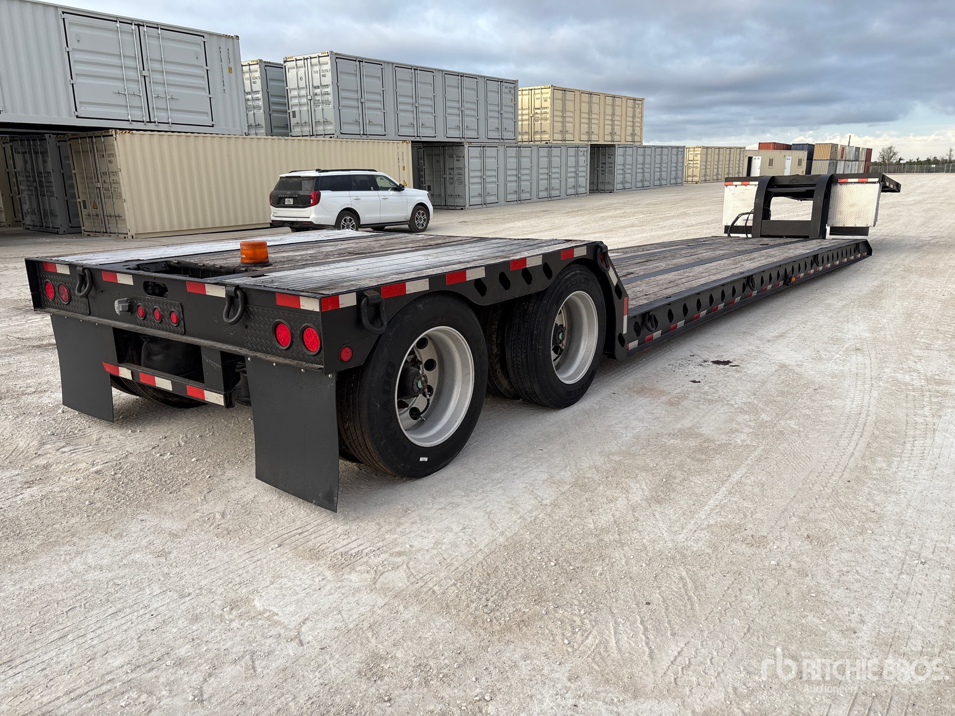 General Appearance with Imagen: esquina trasera derecha