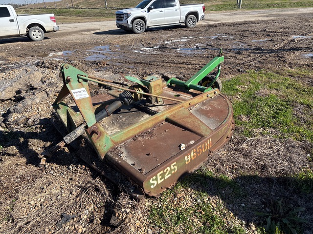 John Deere 6 ft Rotary Cutter