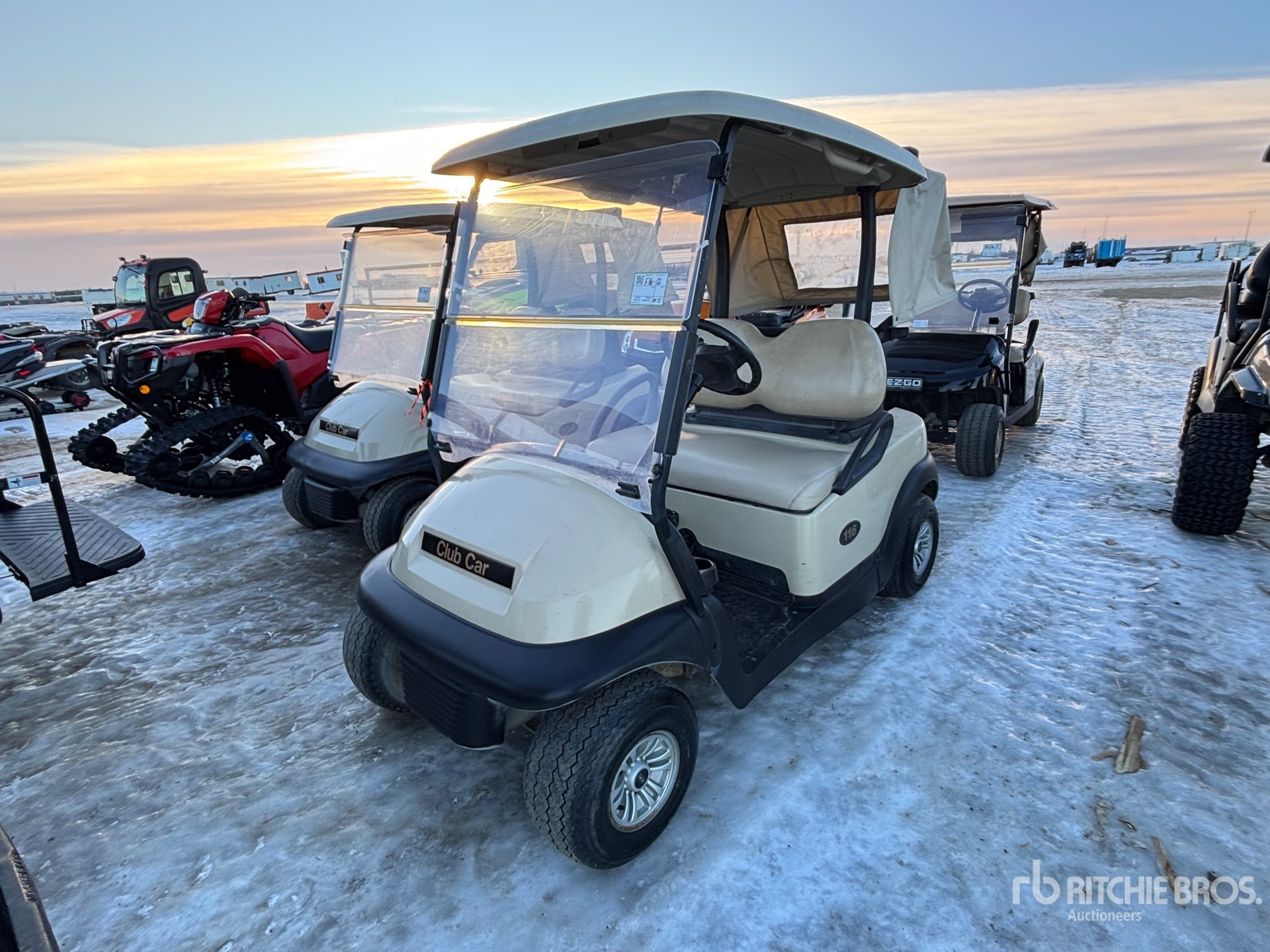 General Appearance with Bild, Ecke vorne links