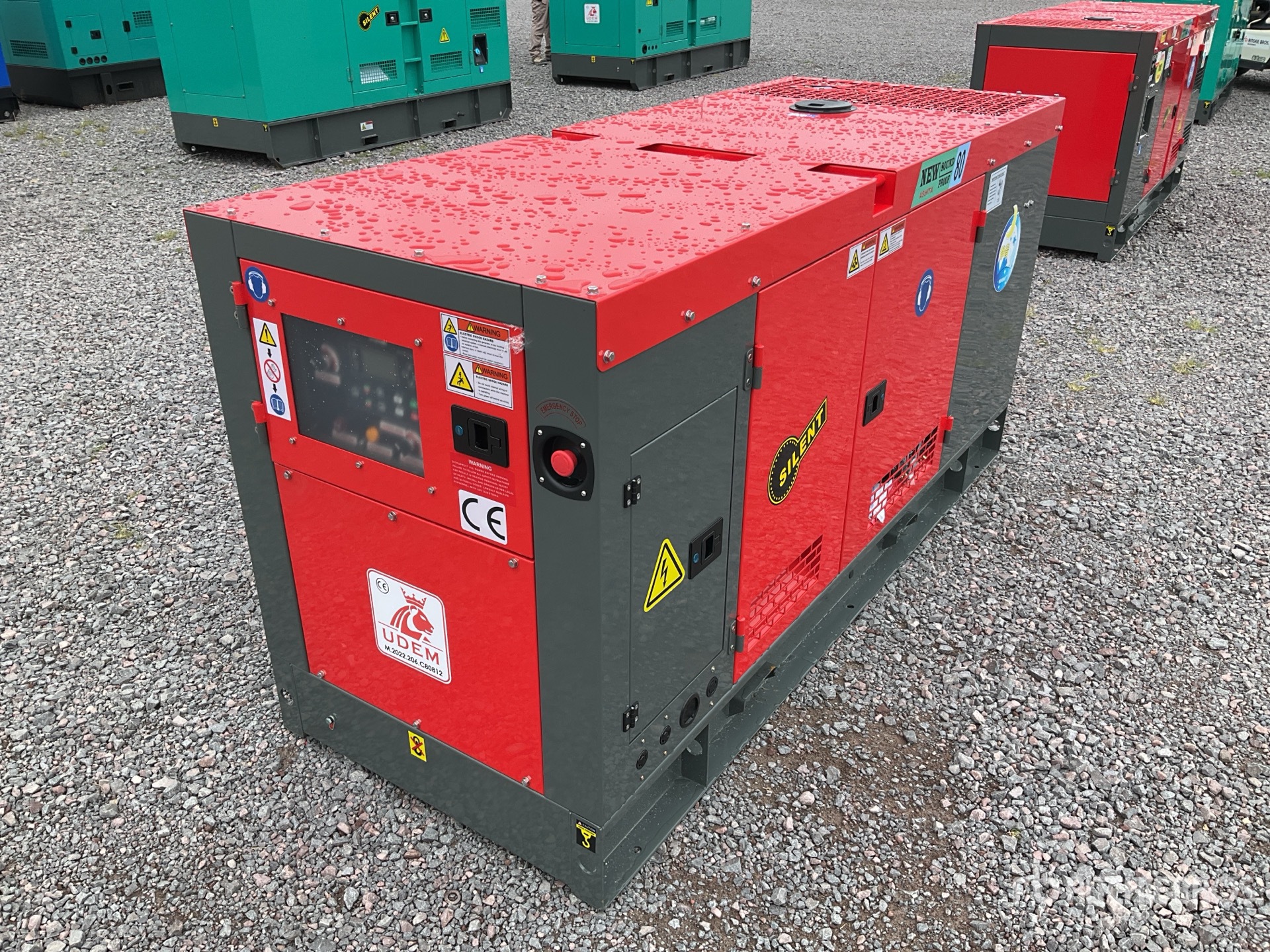 General Appearance with Foto, angolo anteriore sinistro