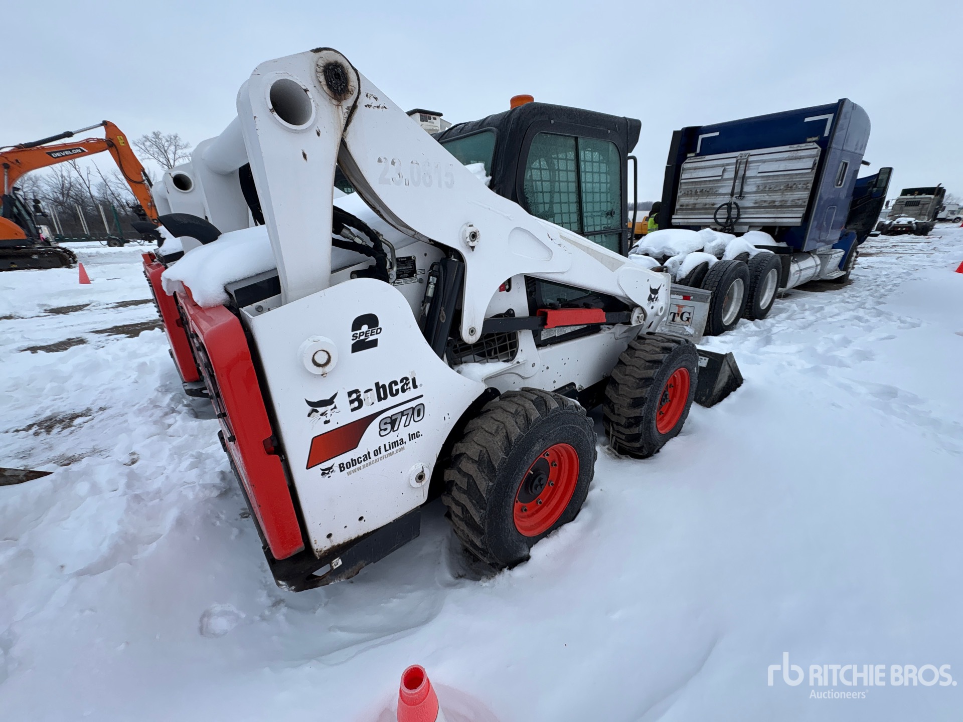 Aspect général with Image, coin arrière droit