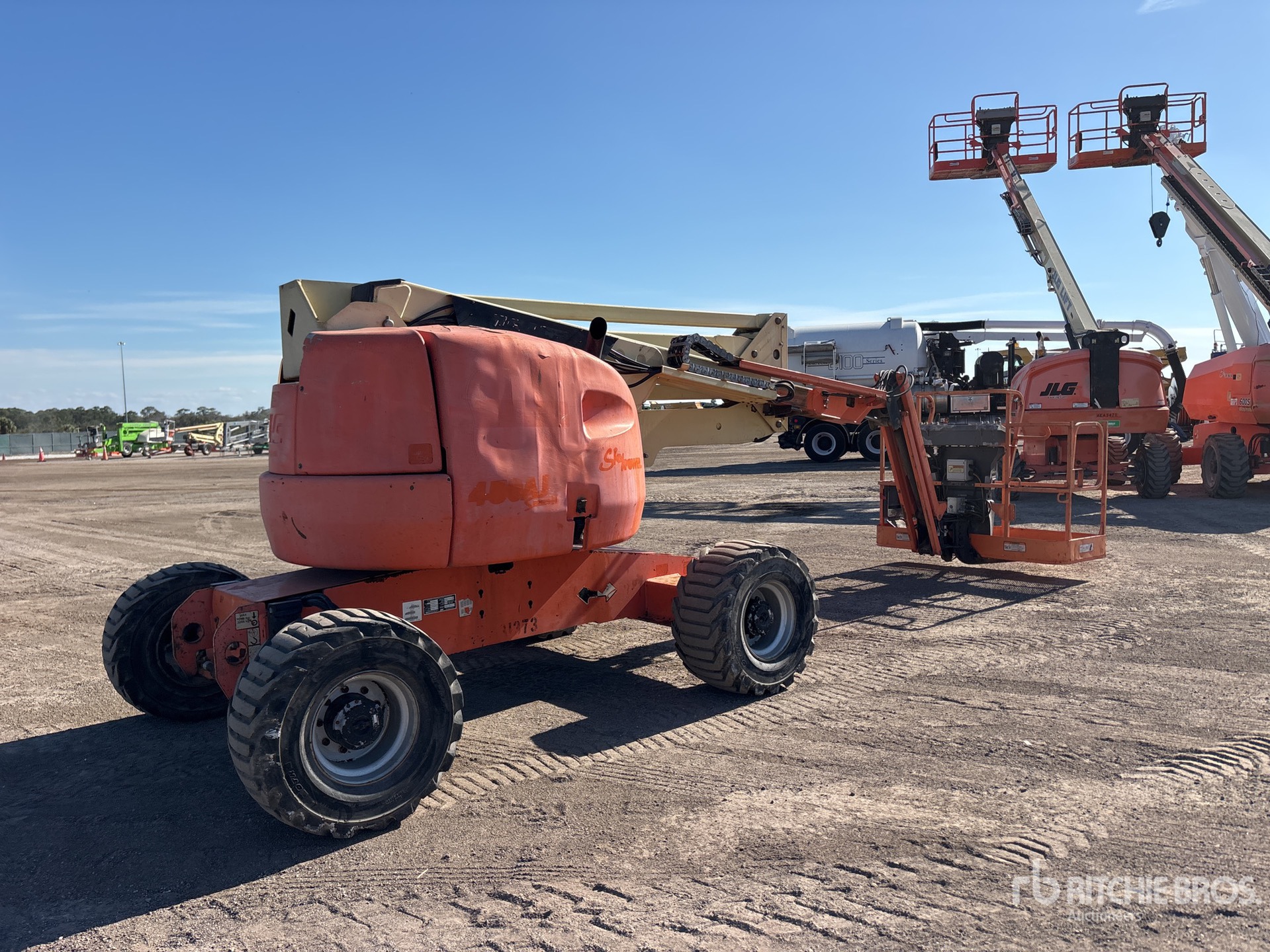 General Appearance with Picture, Right Rear Corner