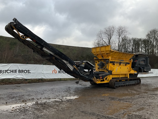 2023 Tana Shark 440DT Eco Tracked Shredder