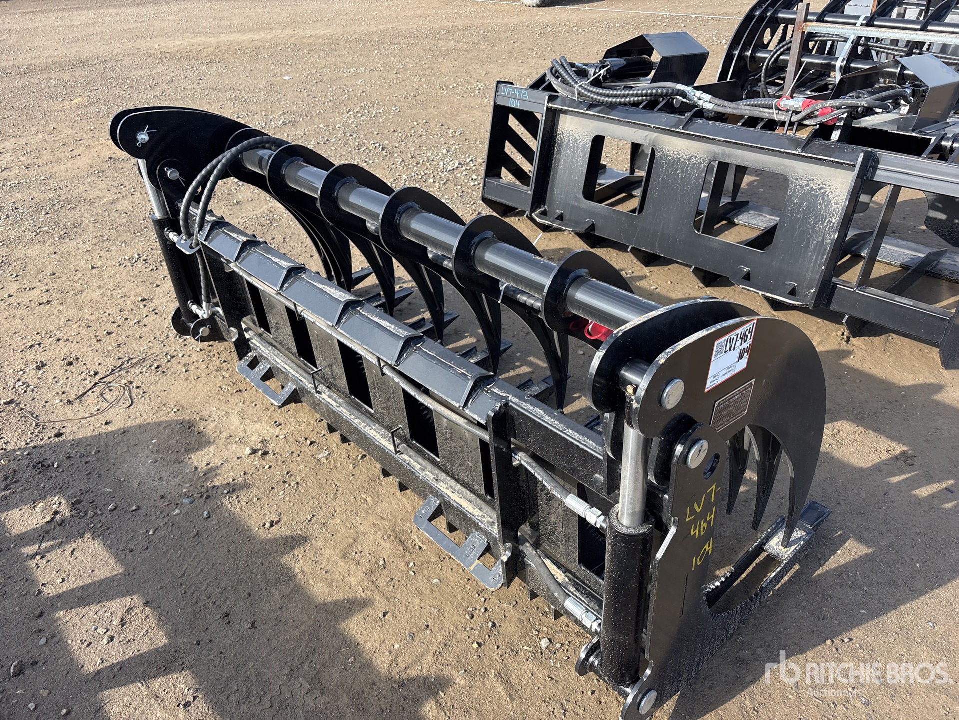 General Appearance with Foto, angolo anteriore sinistro