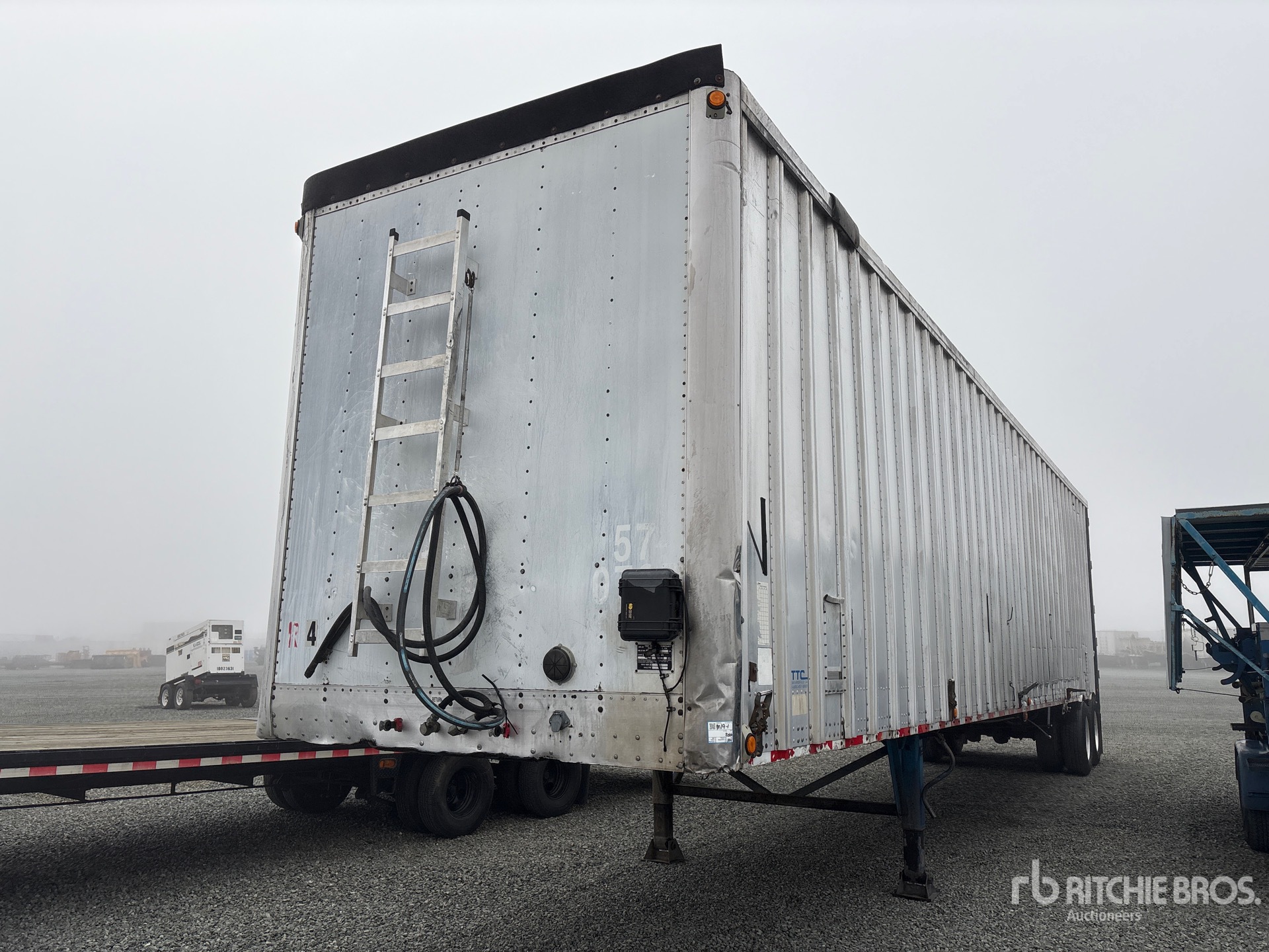 General Appearance with Foto, angolo anteriore sinistro