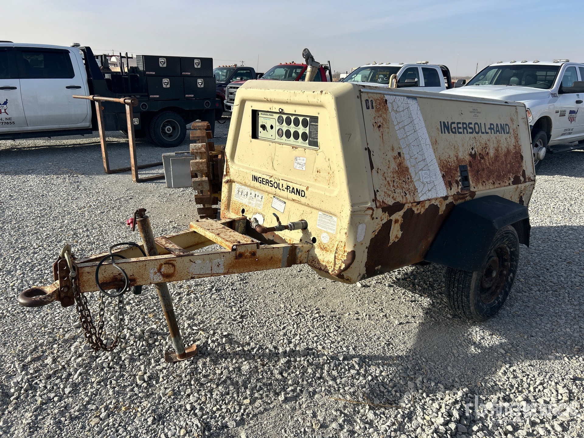 General Appearance with Featured Photo