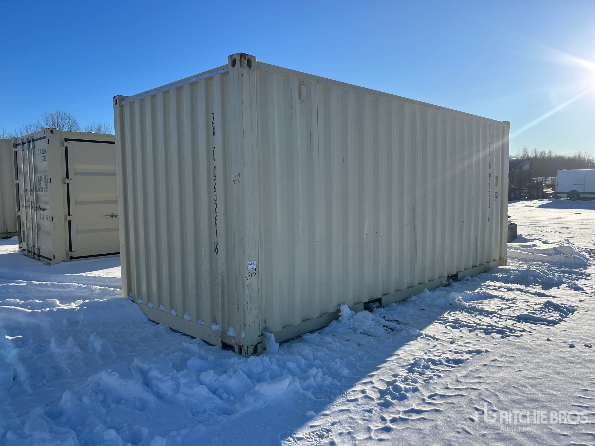 General Appearance with Picture, Right Rear Corner