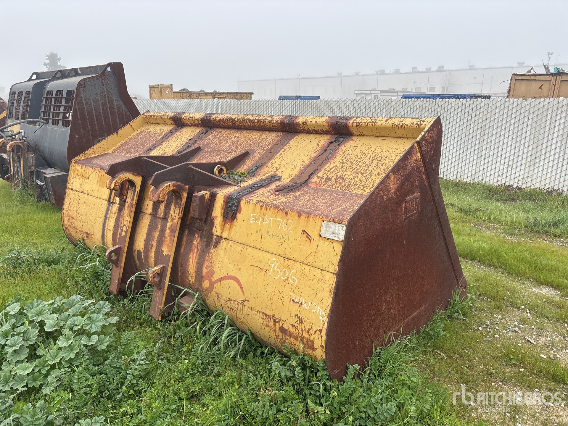 General Appearance with Imagen: esquina trasera derecha