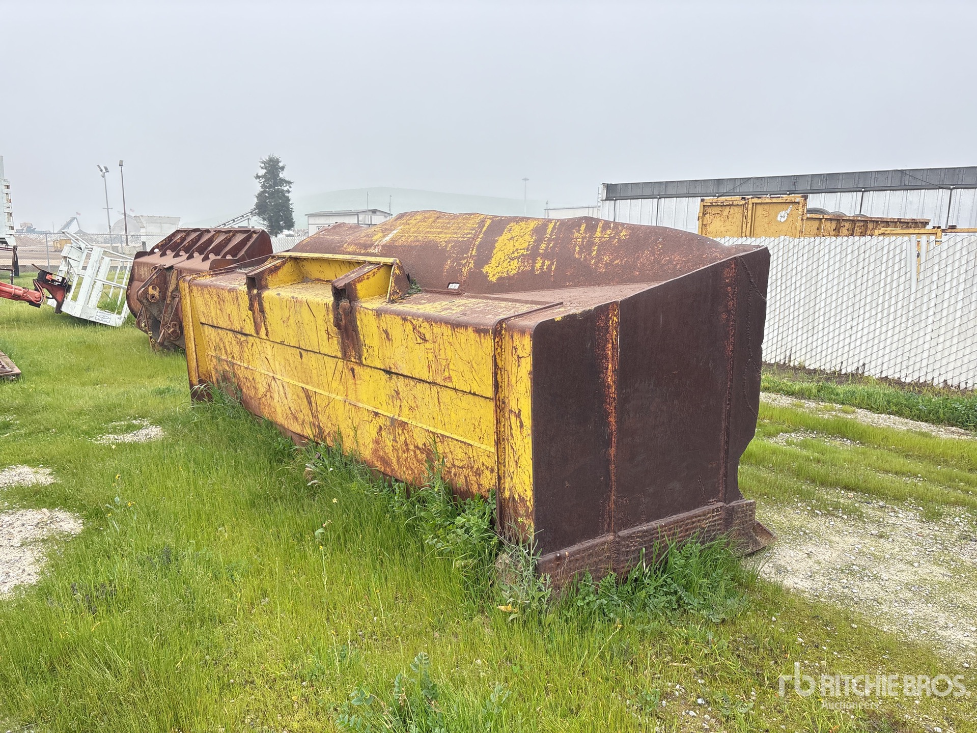 General Appearance with Imagen: esquina trasera derecha