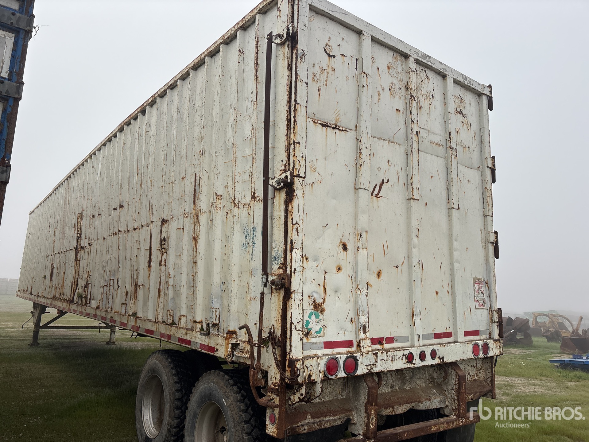 General Appearance with Imagen: esquina trasera izquierda