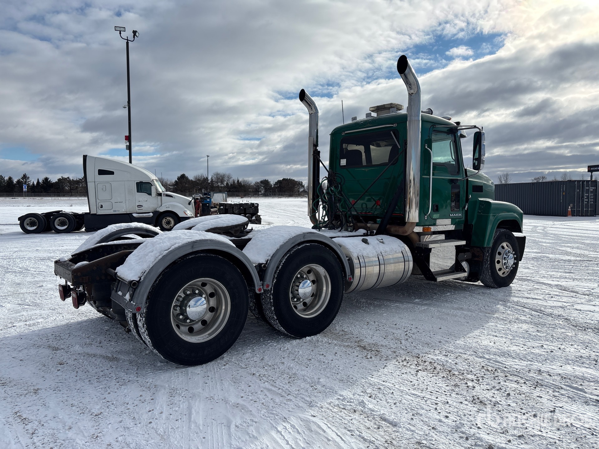 General Appearance with Image, coin arrière droit