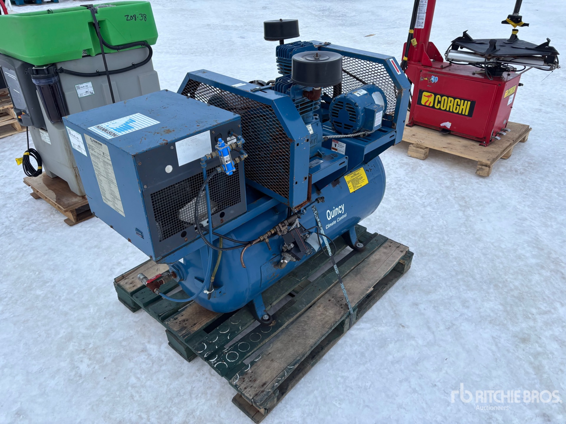 General Appearance with Imagen: esquina trasera derecha