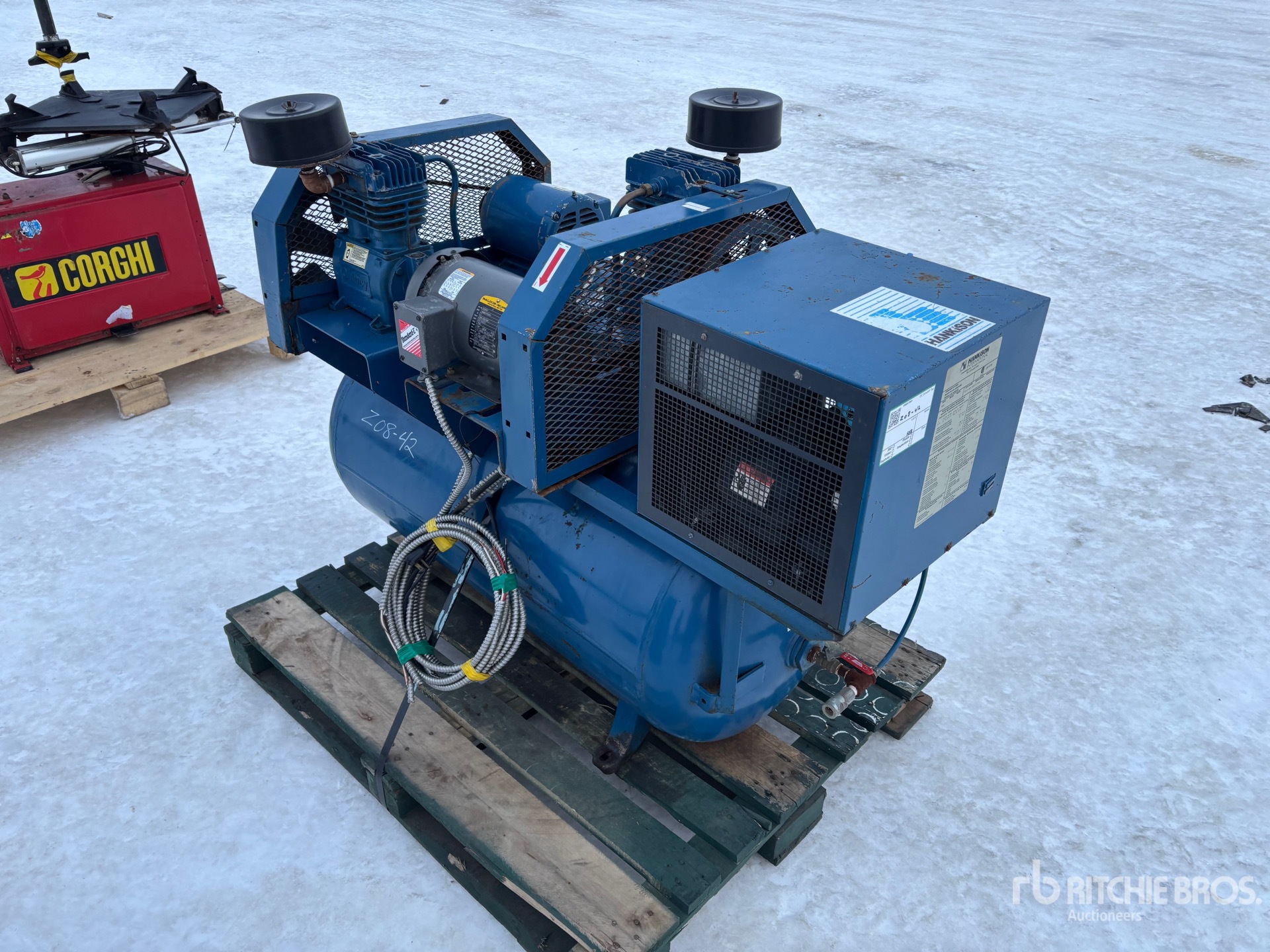 General Appearance with Imagen: esquina trasera izquierda