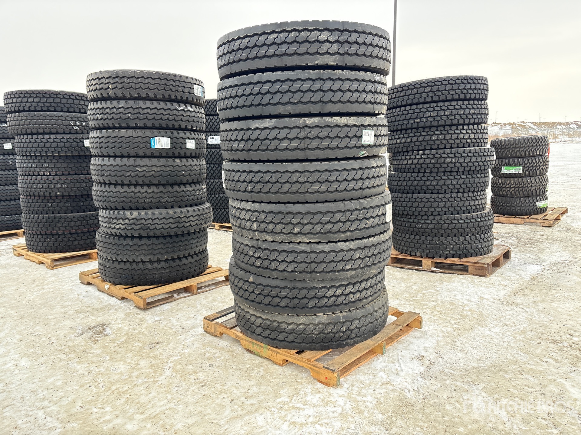 General Appearance with Image, coin avant droit