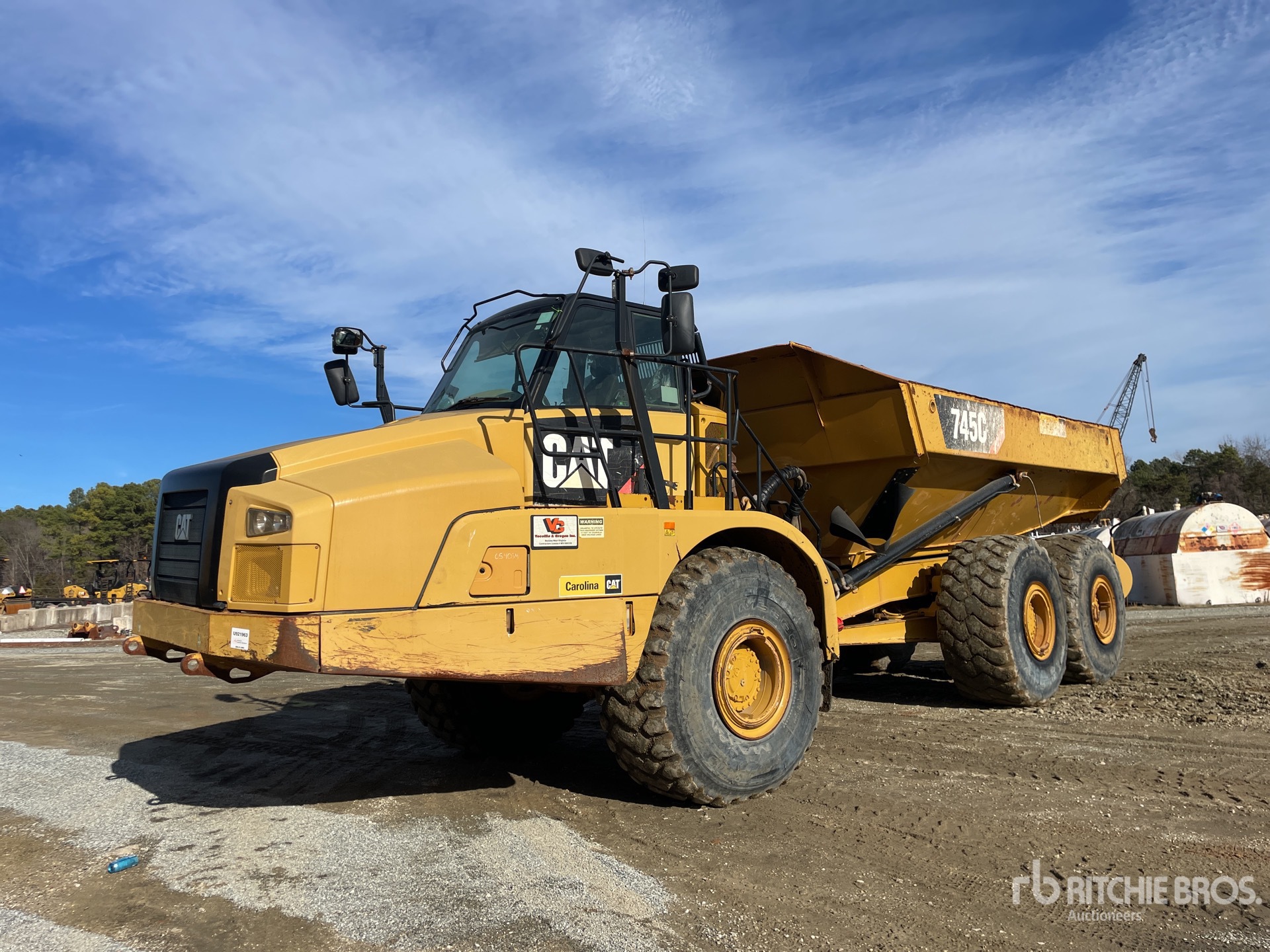 General Appearance with Picture, Left Front Corner