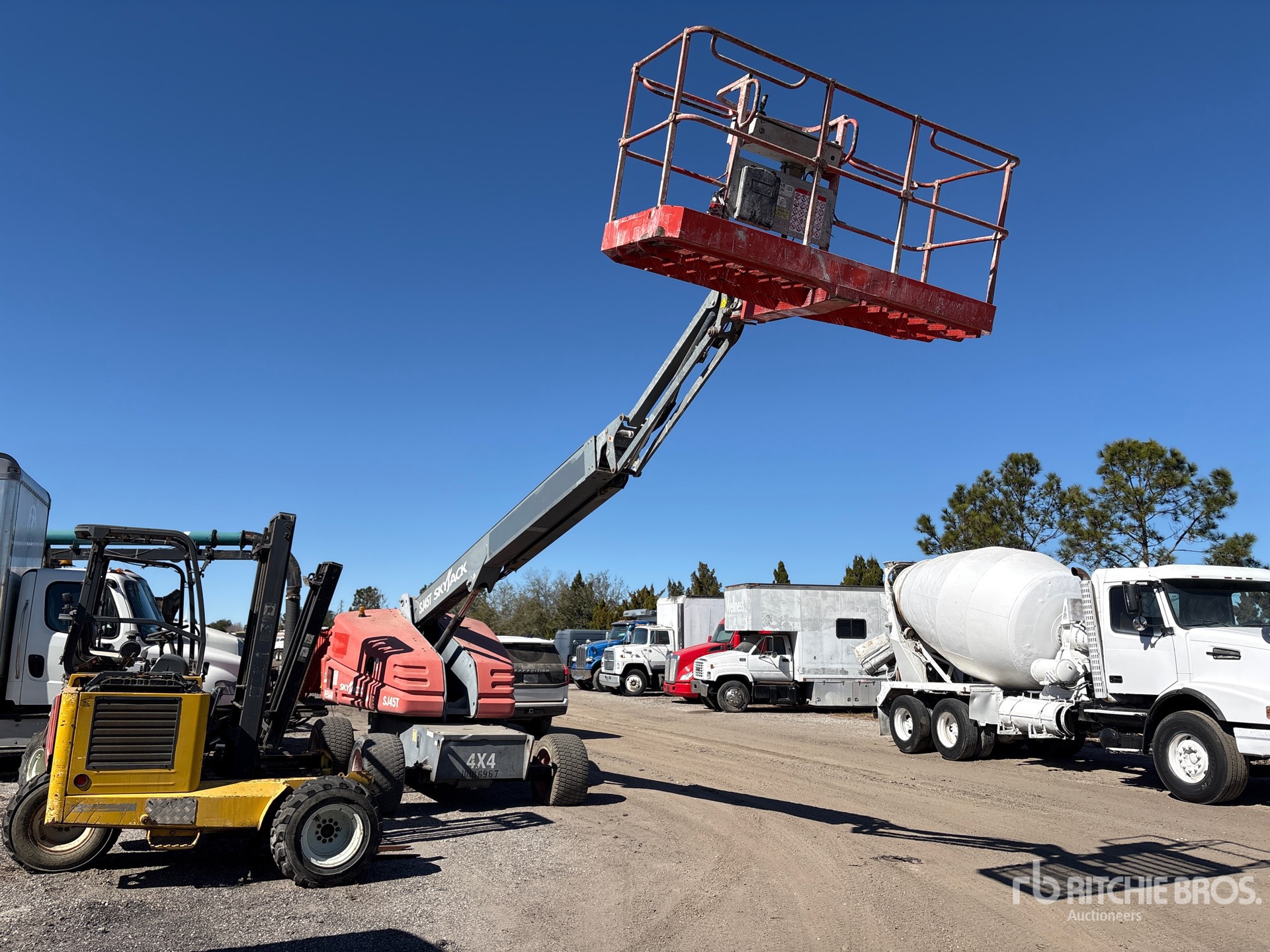 General Appearance with Image, coin avant droit