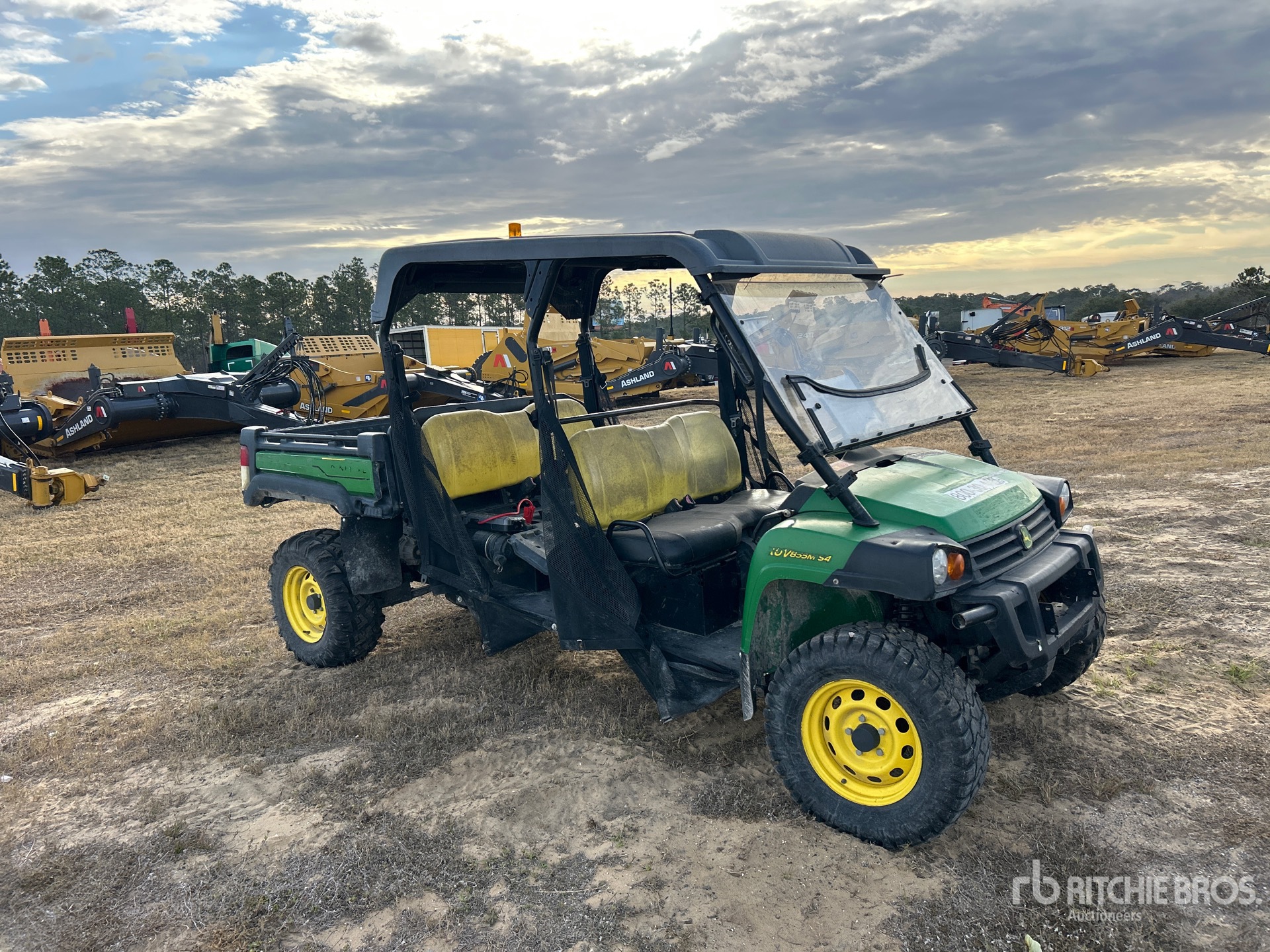 General Appearance with Picture, Right Front Corner