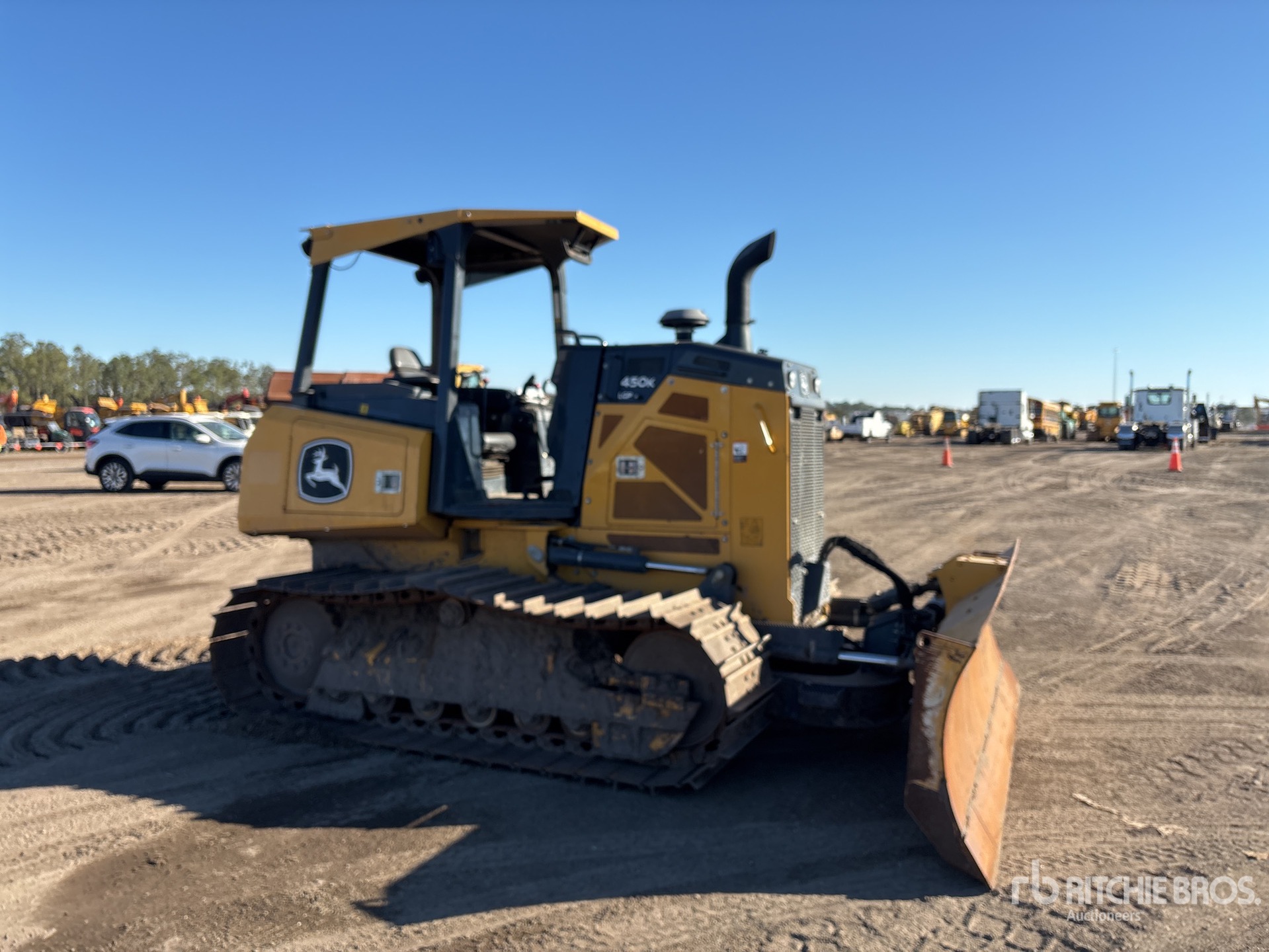 Aspect général with Image, coin avant droit