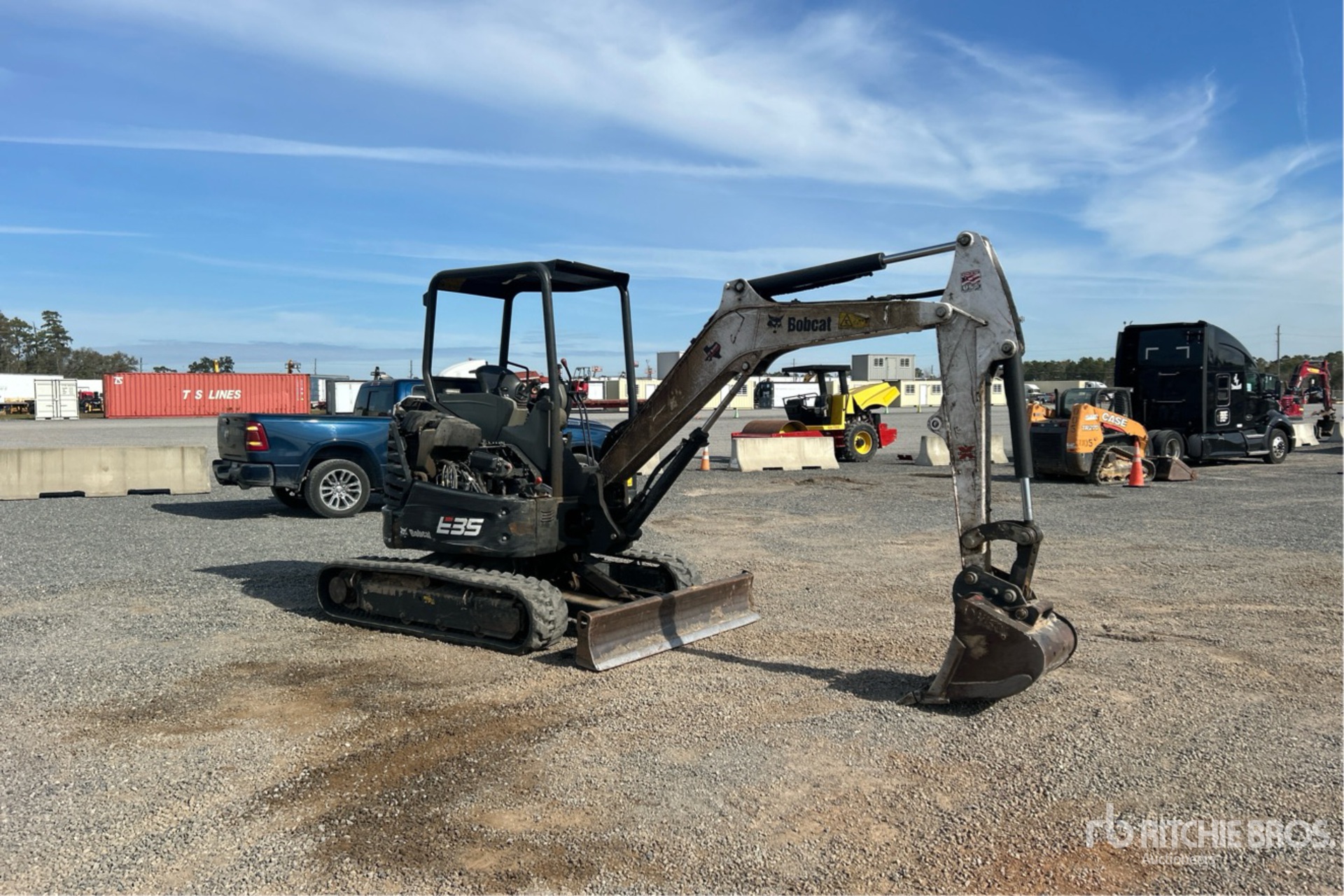 General Appearance with Picture, Right Front Corner