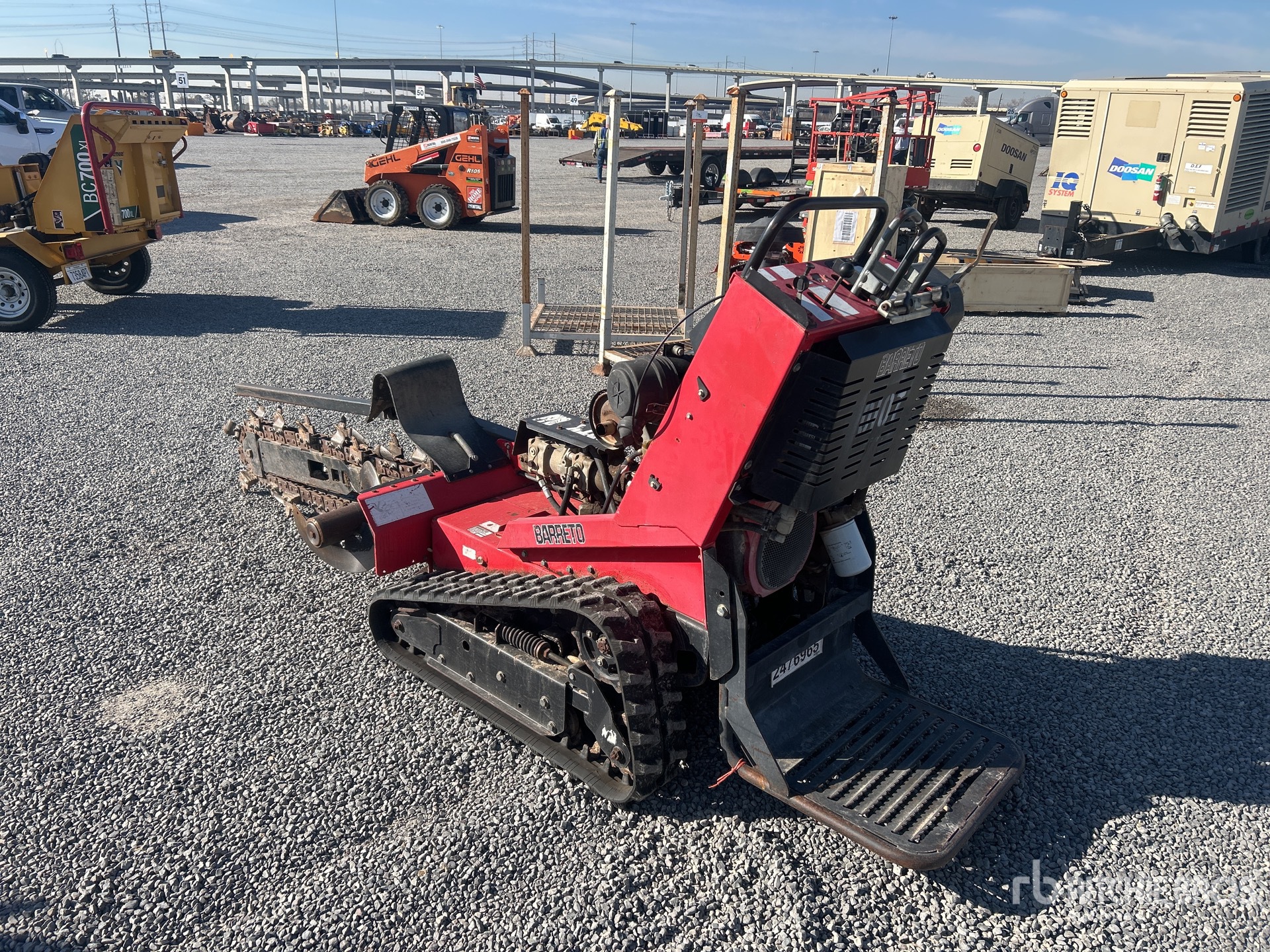 Aspect général with Image, coin arrière gauche