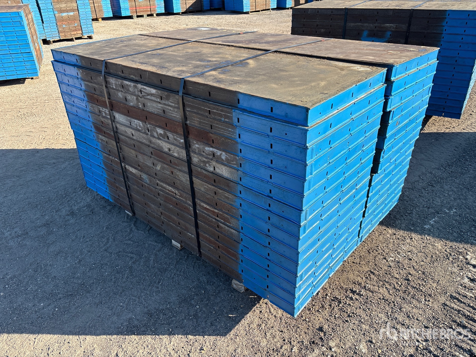 General Appearance with Bild, Ecke hinten rechts