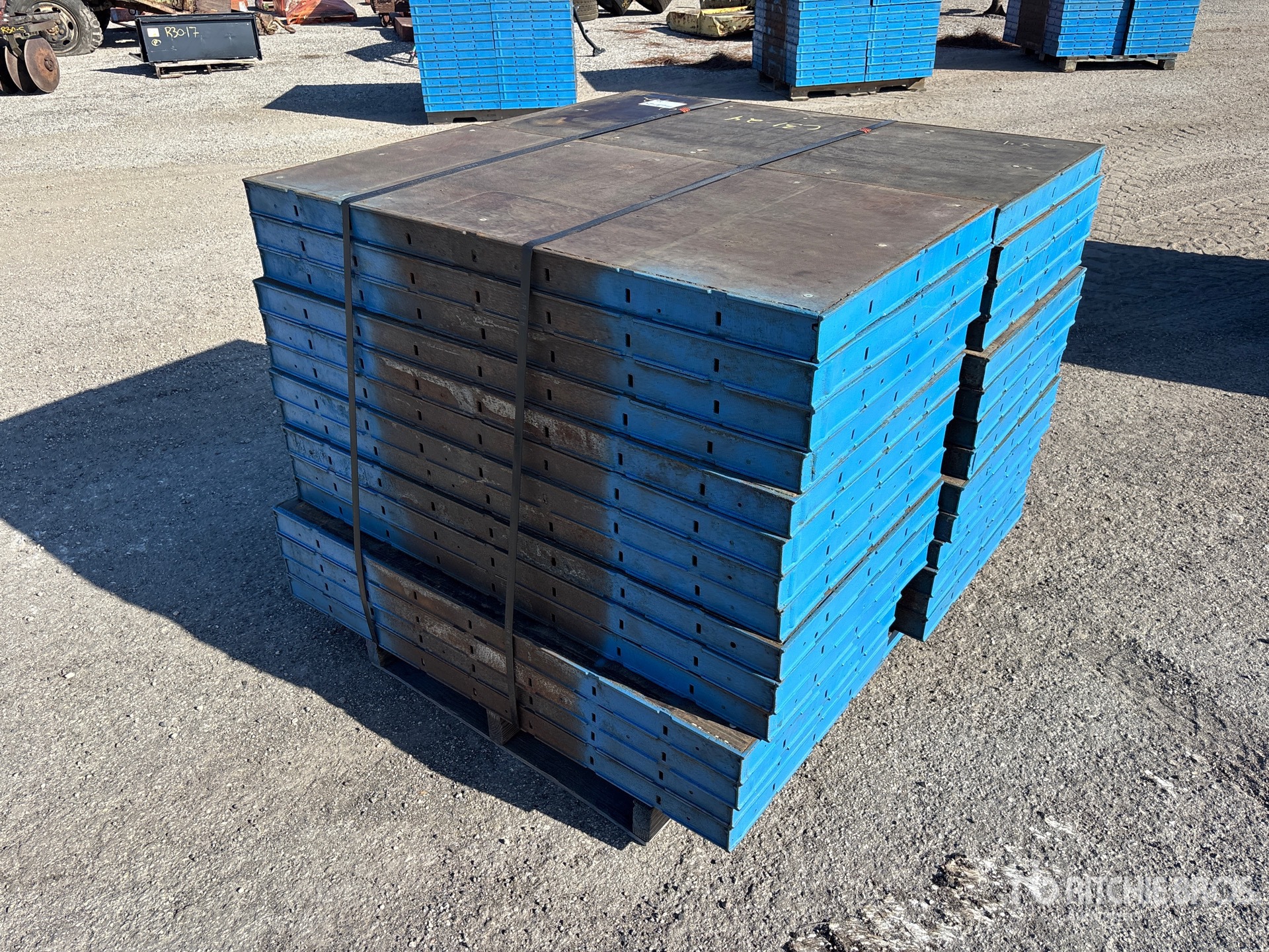 General Appearance with Bild, Ecke hinten rechts