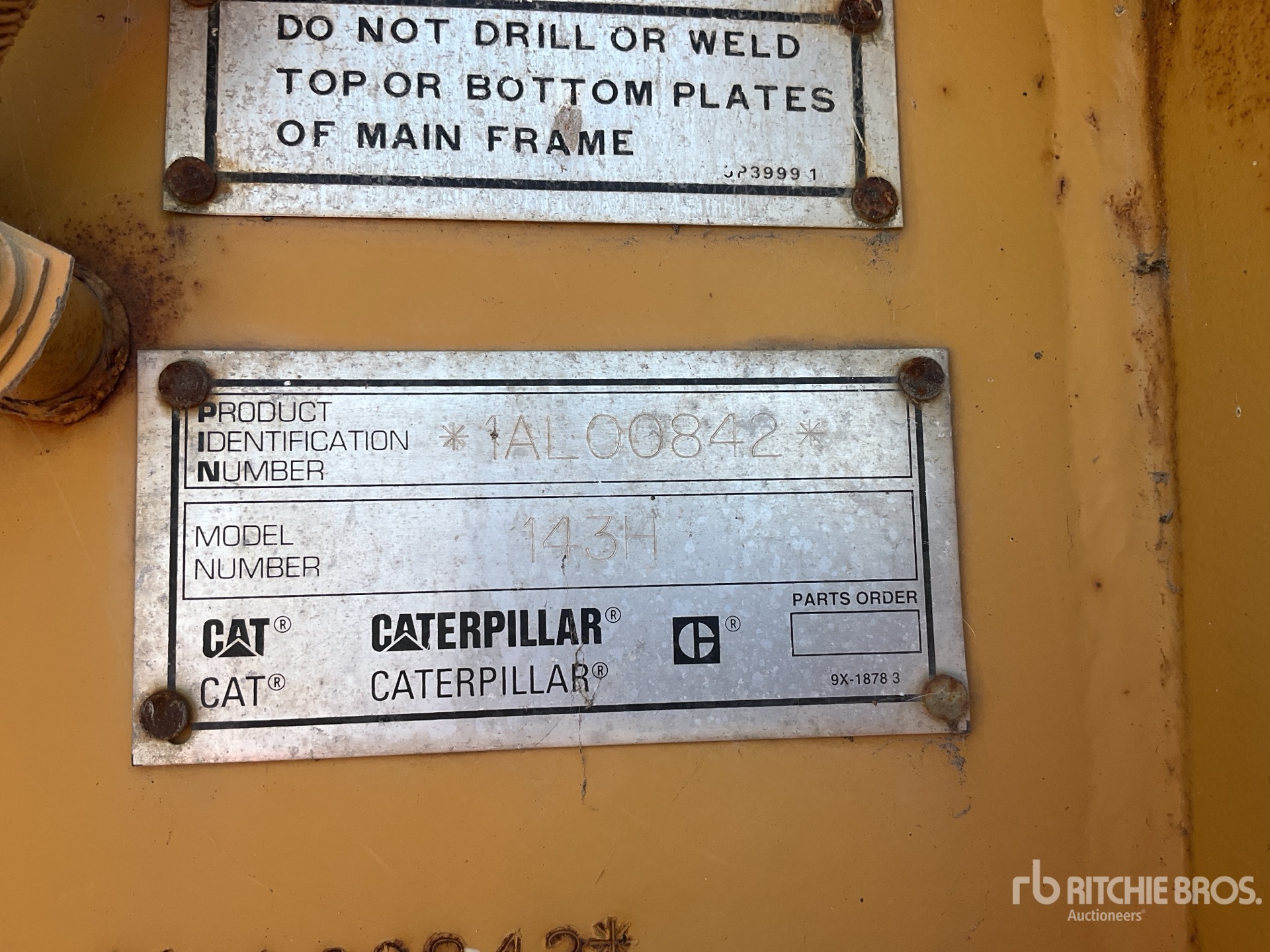 2000 Caterpillar 143H