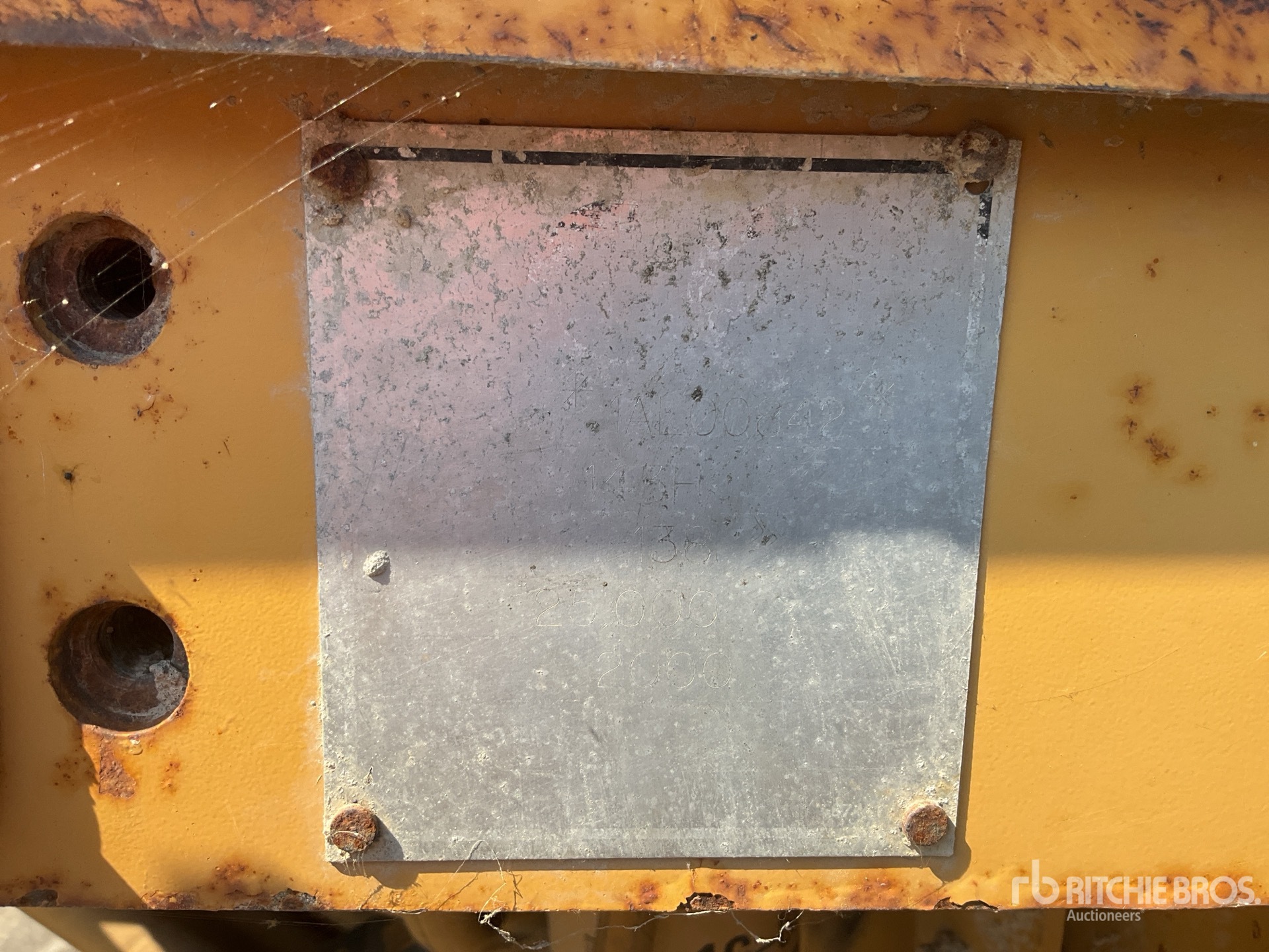 2000 Caterpillar 143H