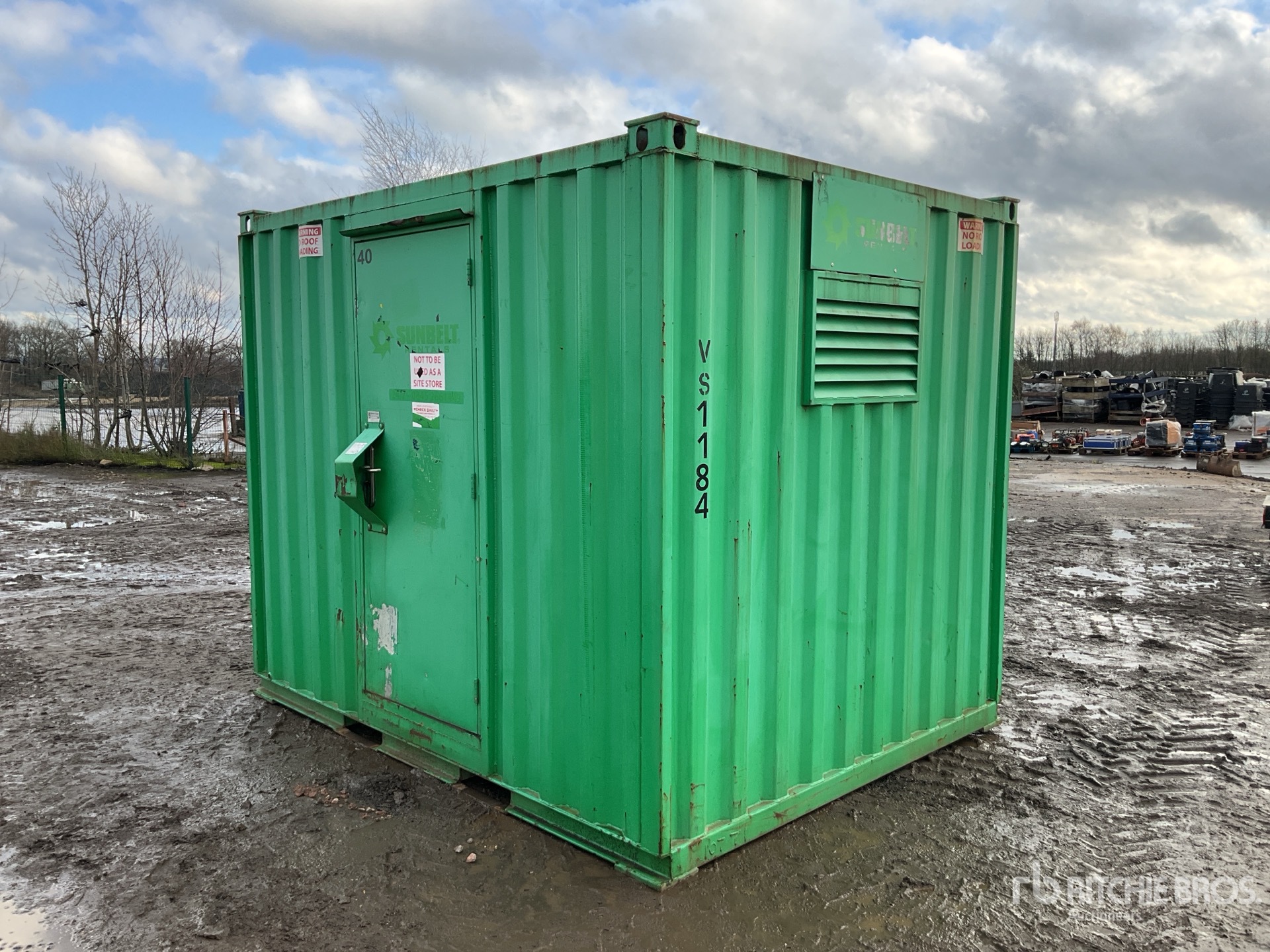 General Appearance with Picture, Left Front Corner