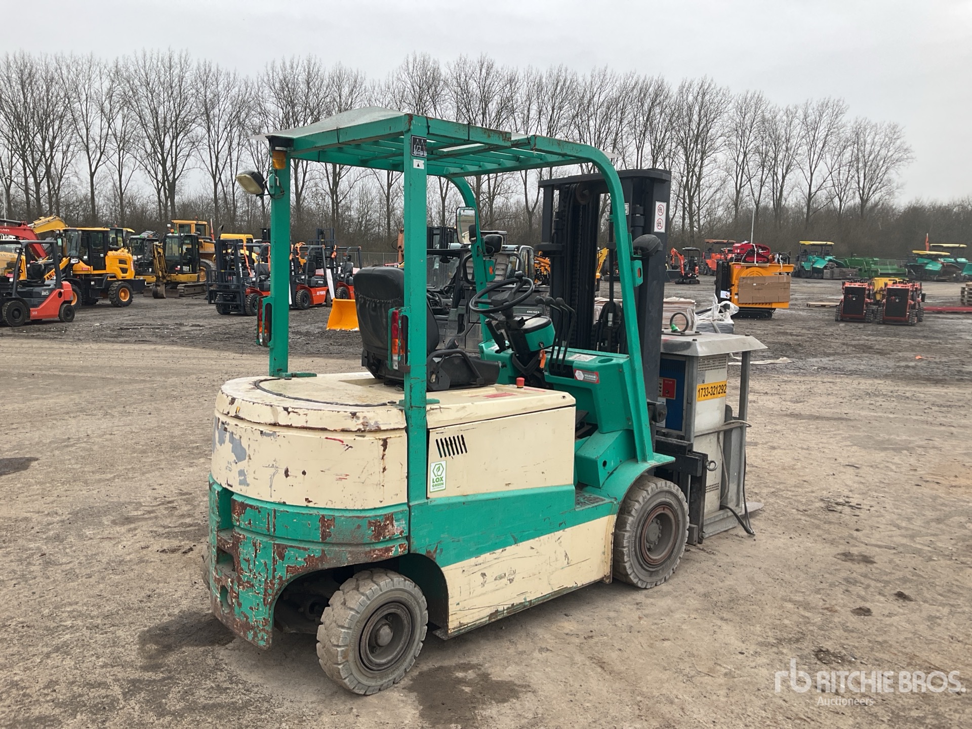 General Appearance with Picture, Right Rear Corner