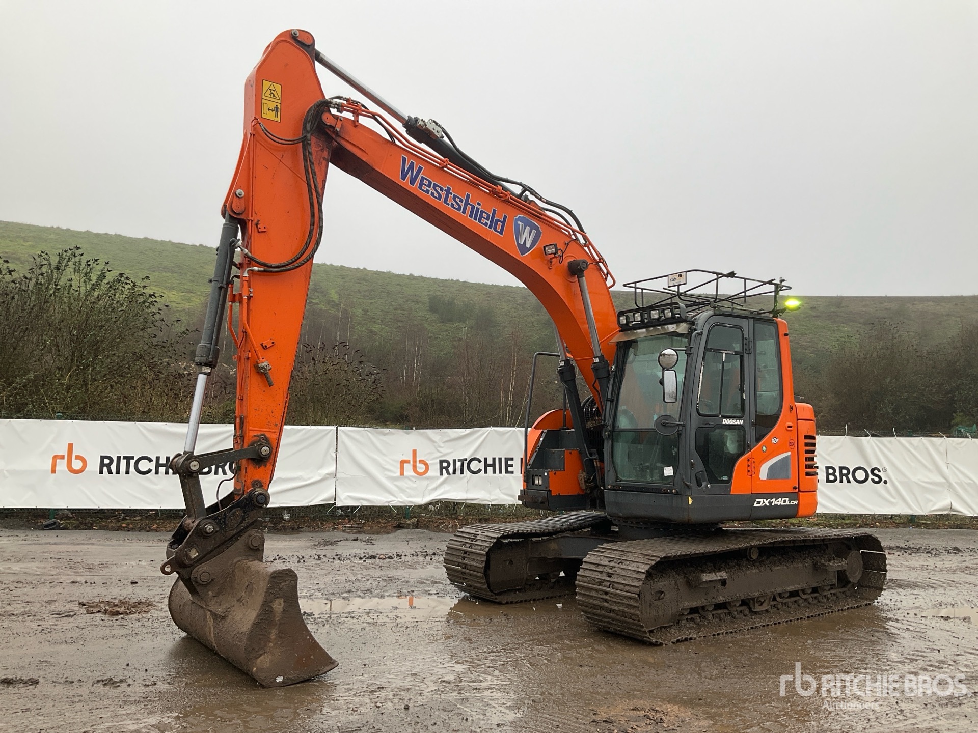 General Appearance with Picture, Left Front Corner