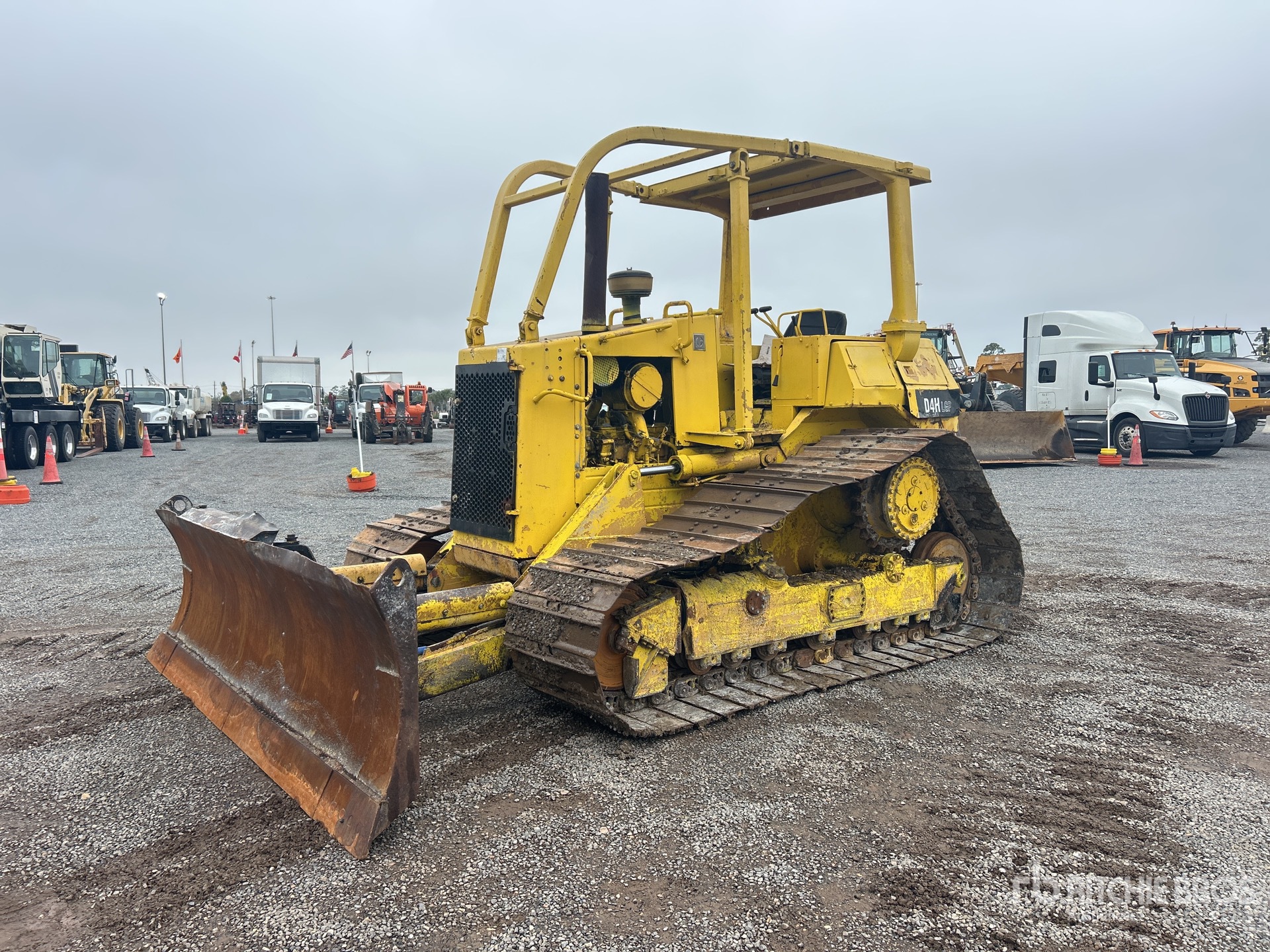 General Appearance with Image, coin avant gauche