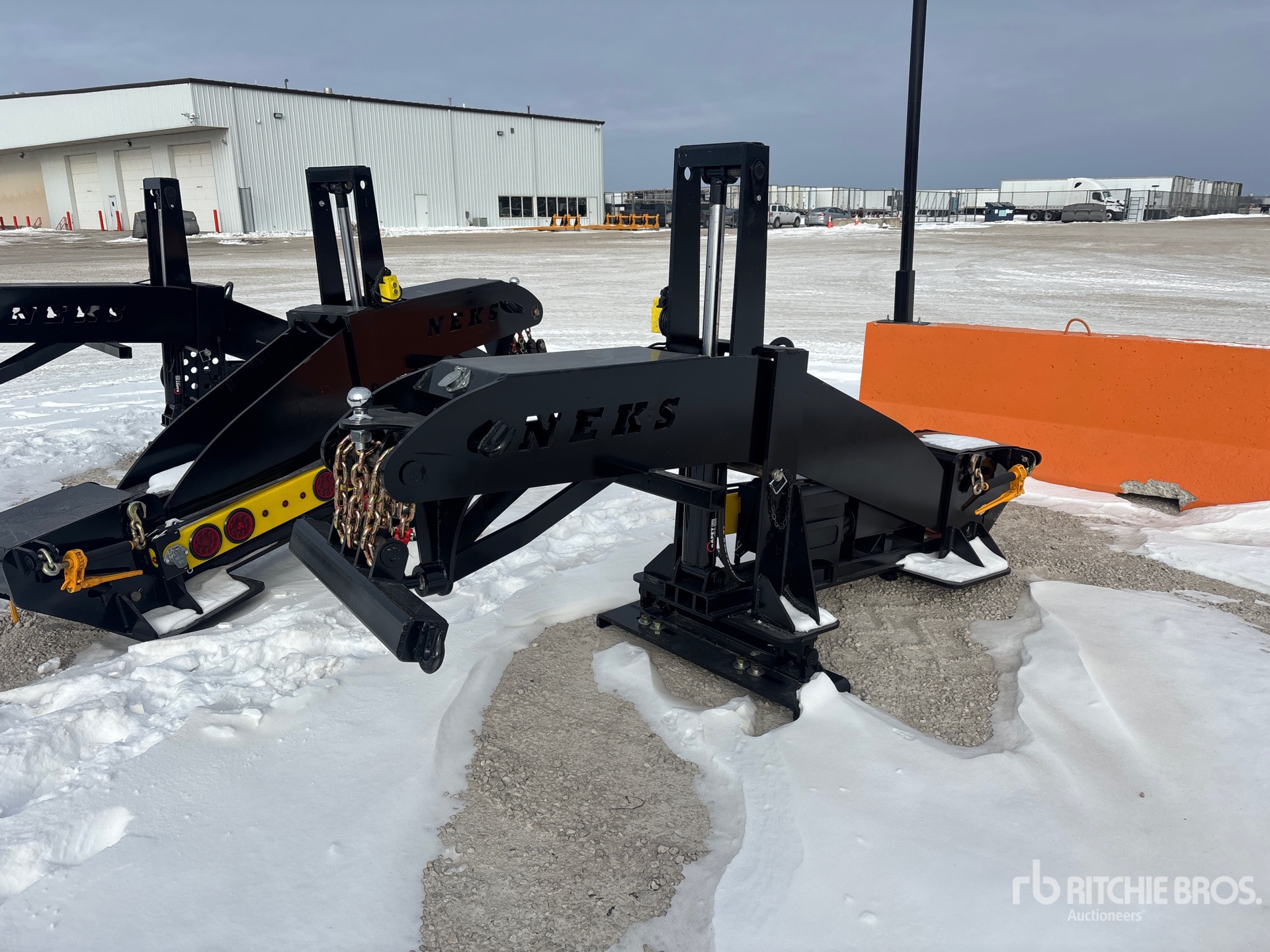 General Appearance with Foto, angolo anteriore sinistro