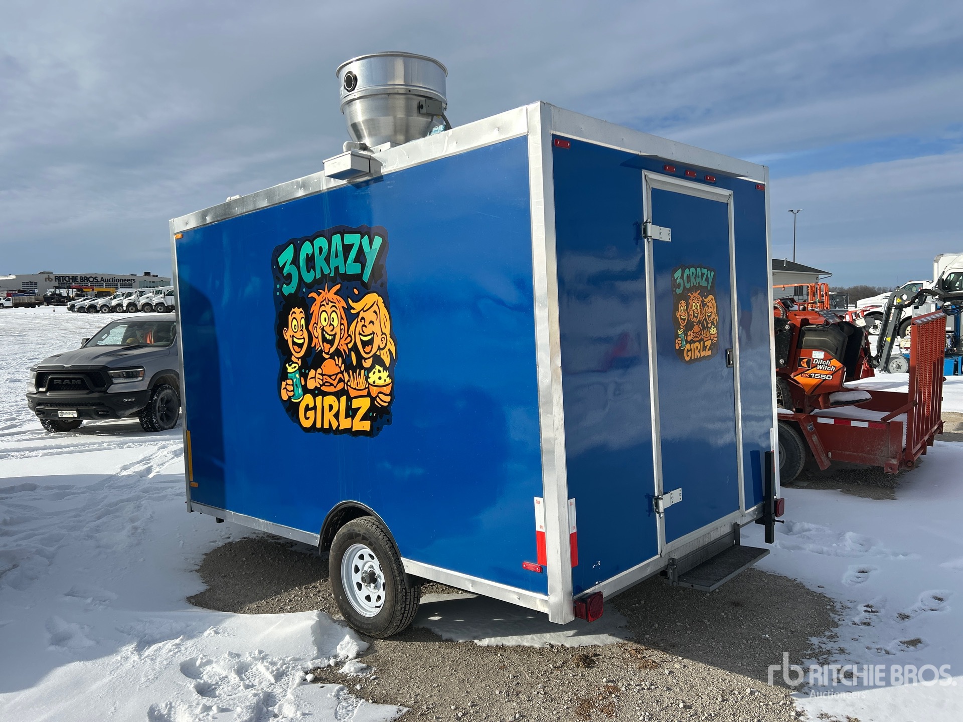 General Appearance with Picture, Left Rear Corner