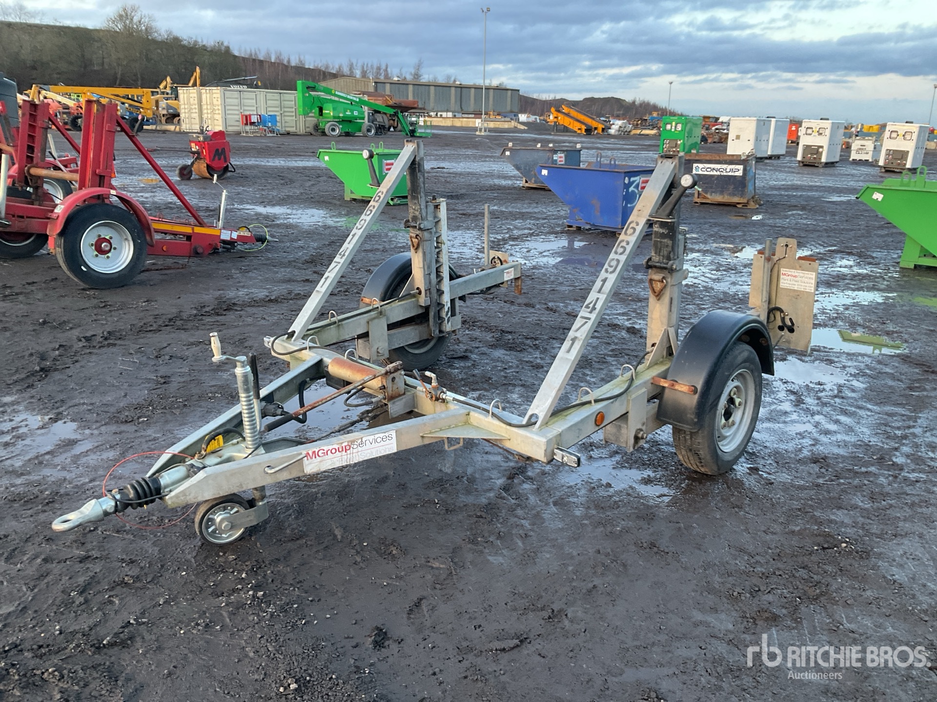 General Appearance with Picture, Left Front Corner