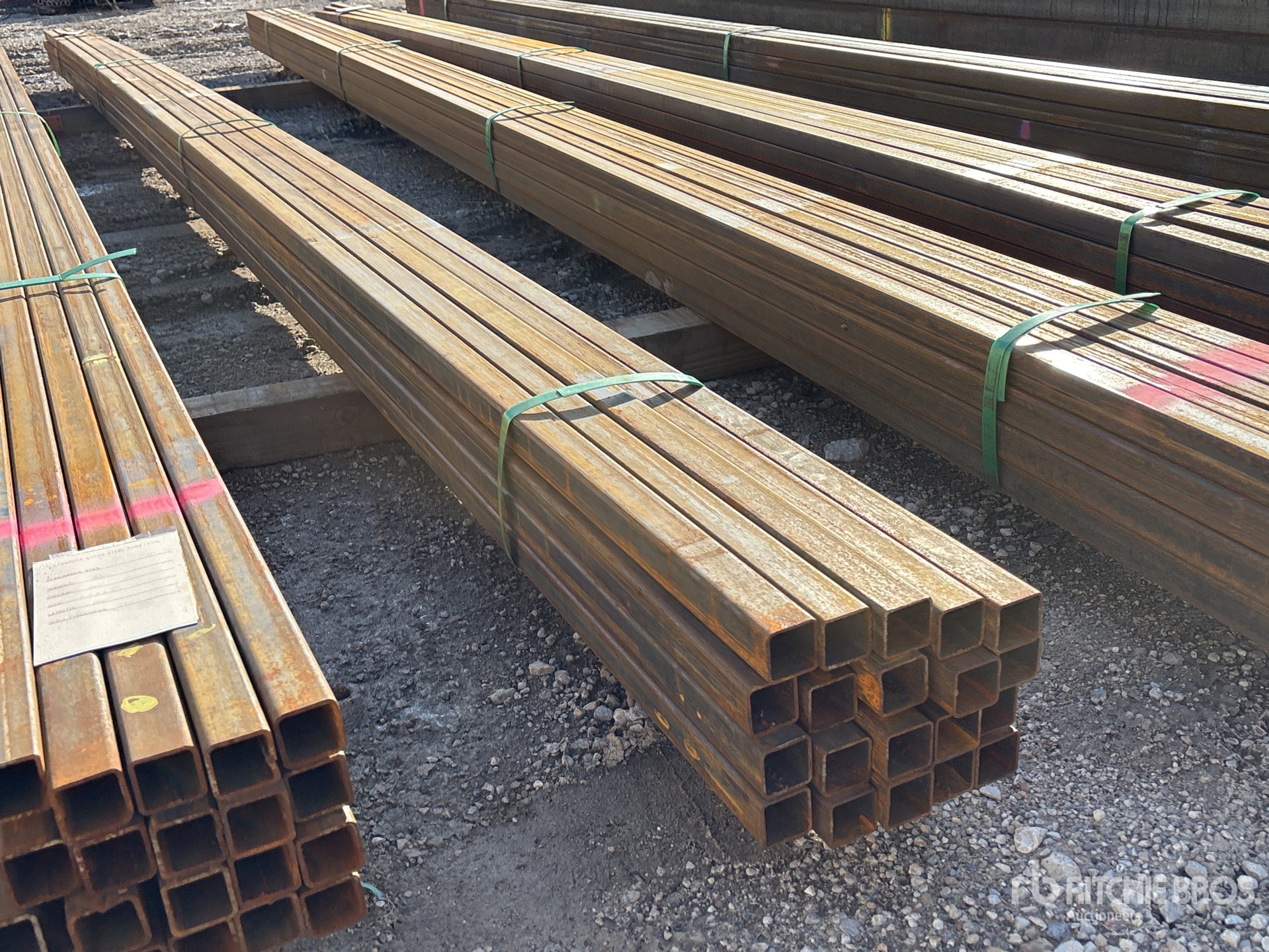 General Appearance with Foto, angolo anteriore sinistro