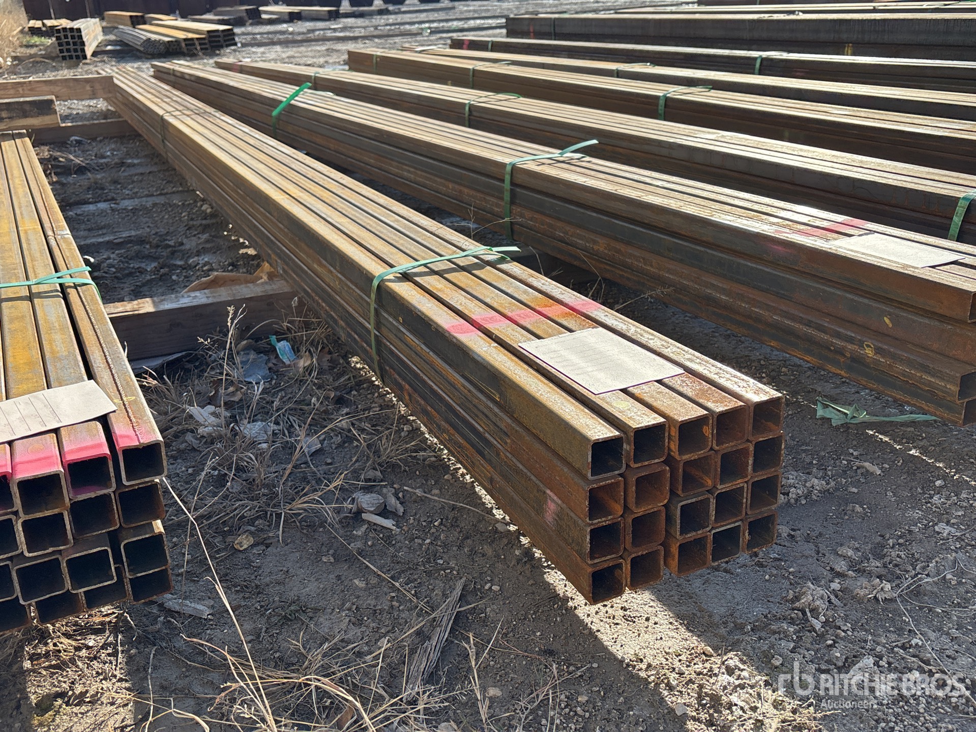 General Appearance with Foto, angolo anteriore sinistro