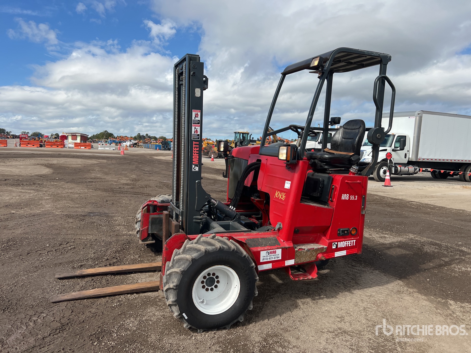 General Appearance with Picture, Left Front Corner