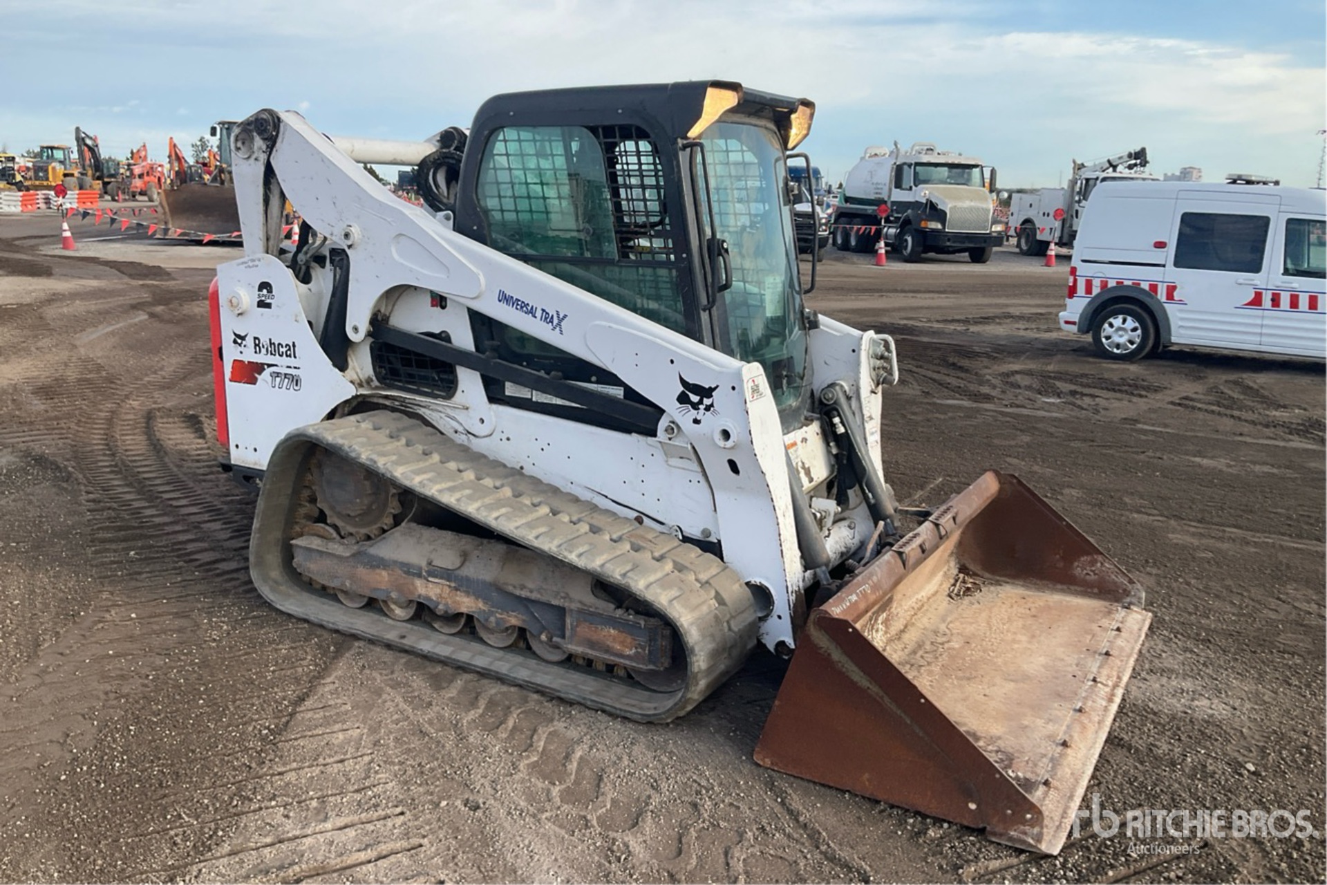 General Appearance with Picture, Right Front Corner