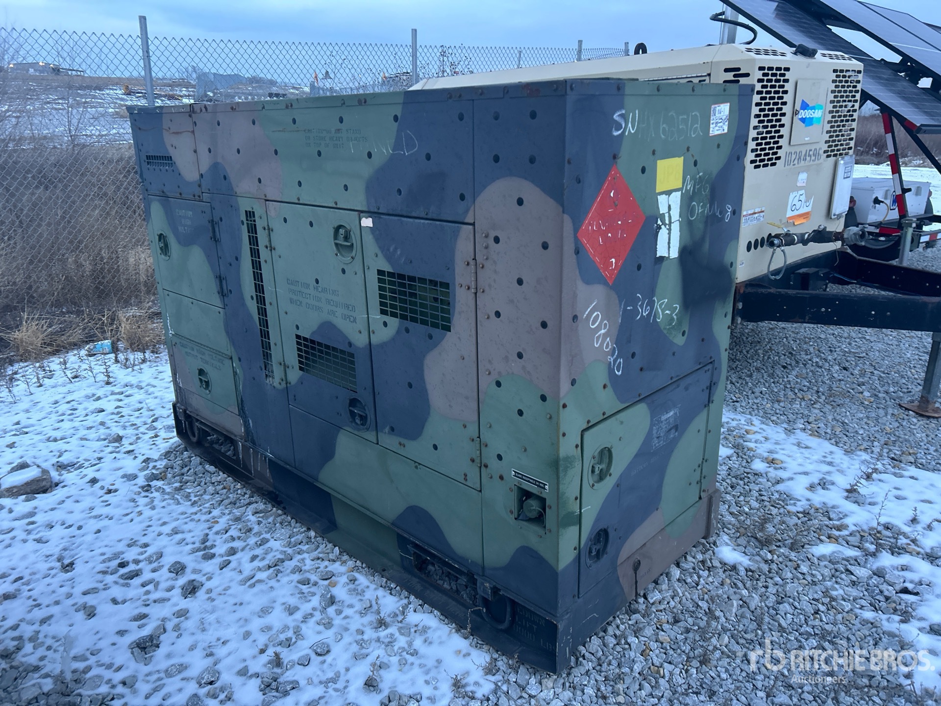 General Appearance with Picture, Right Front Corner