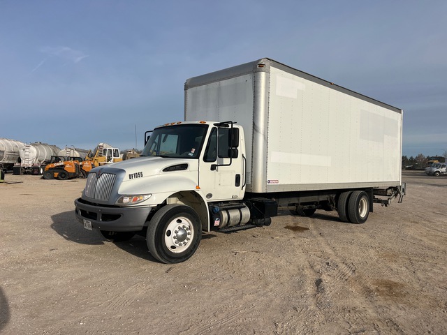 2016 International 4300 4x2 Van Truck 2016 International 4300 4x2 Van Truck