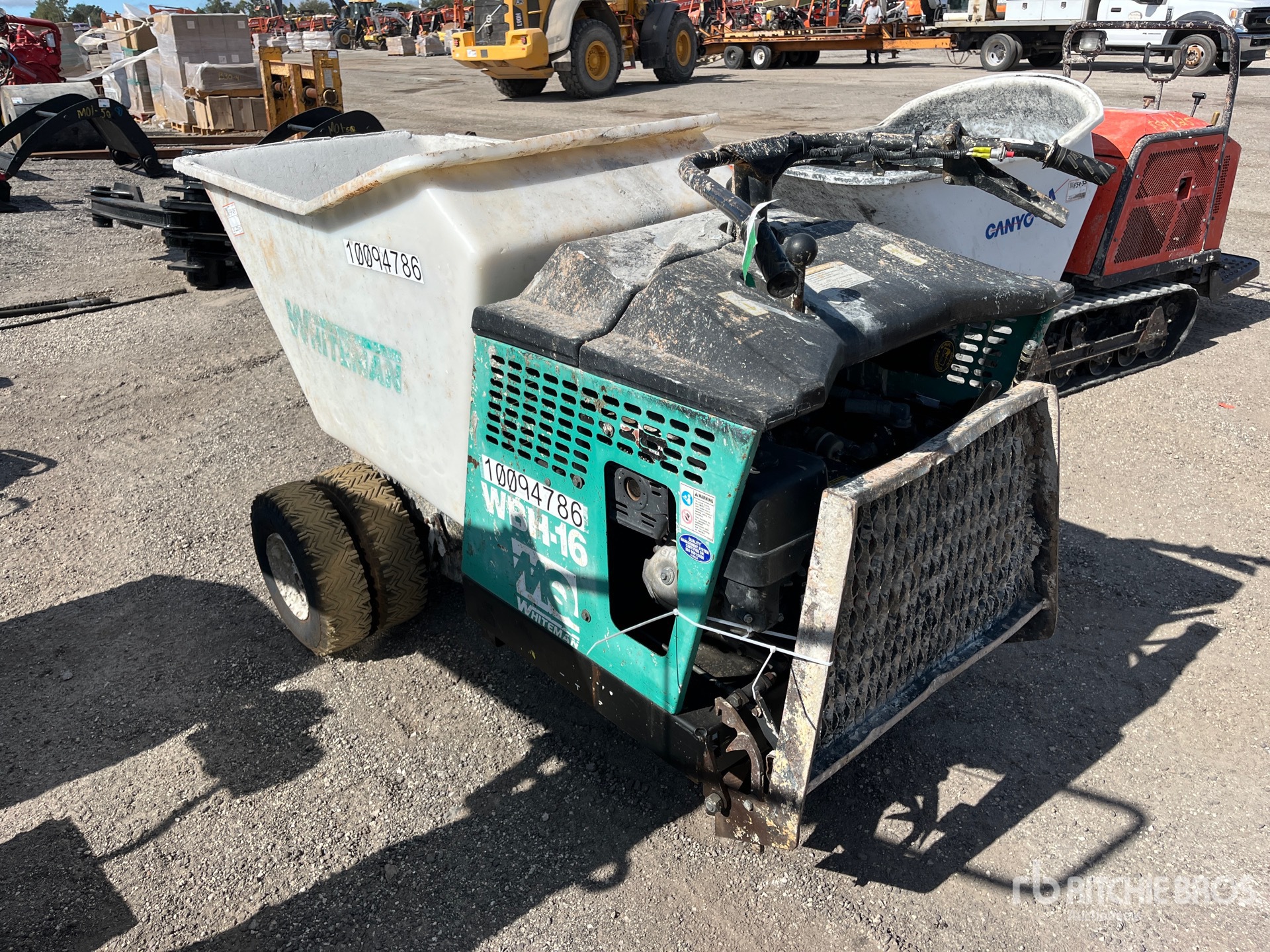 General Appearance with Foto, angolo posteriore sinistro