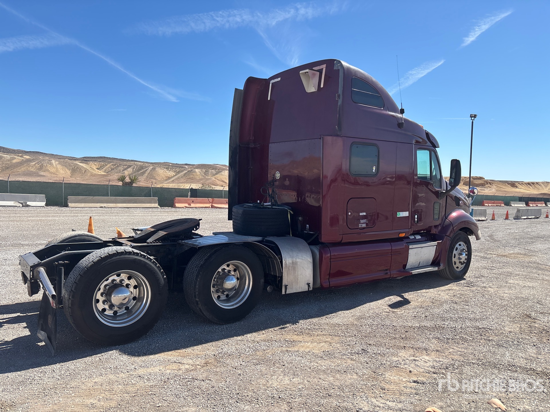 General Appearance with Imagen: esquina trasera derecha