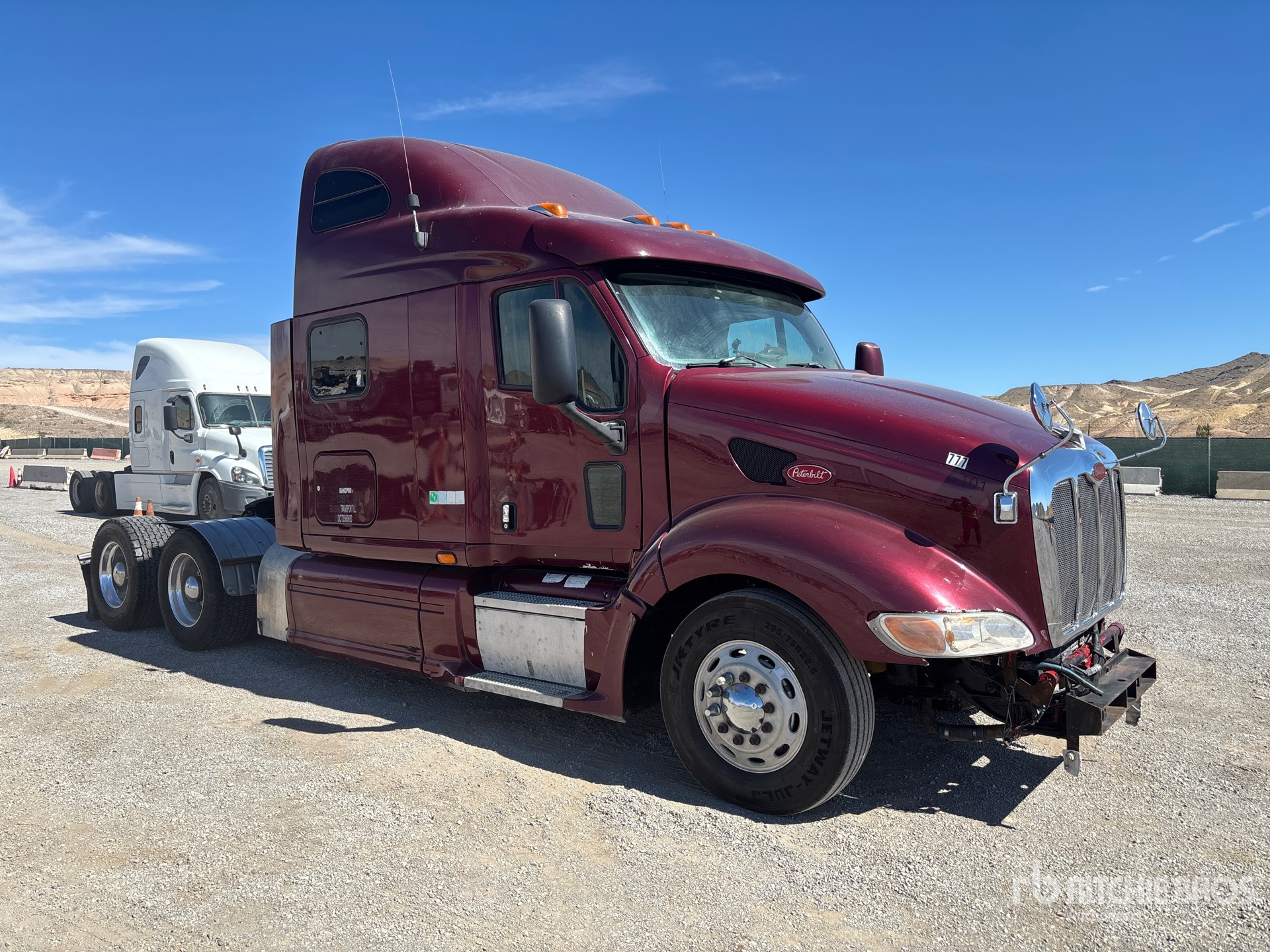 General Appearance with Imagen: esquina delantera derecha