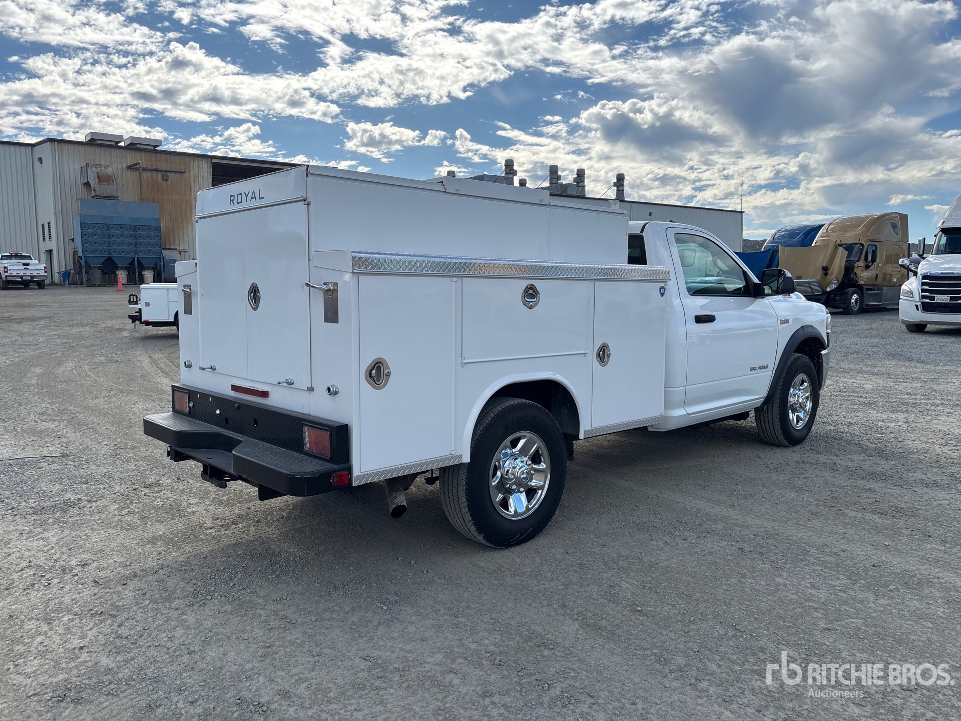 General Appearance with Picture, Right Rear Corner