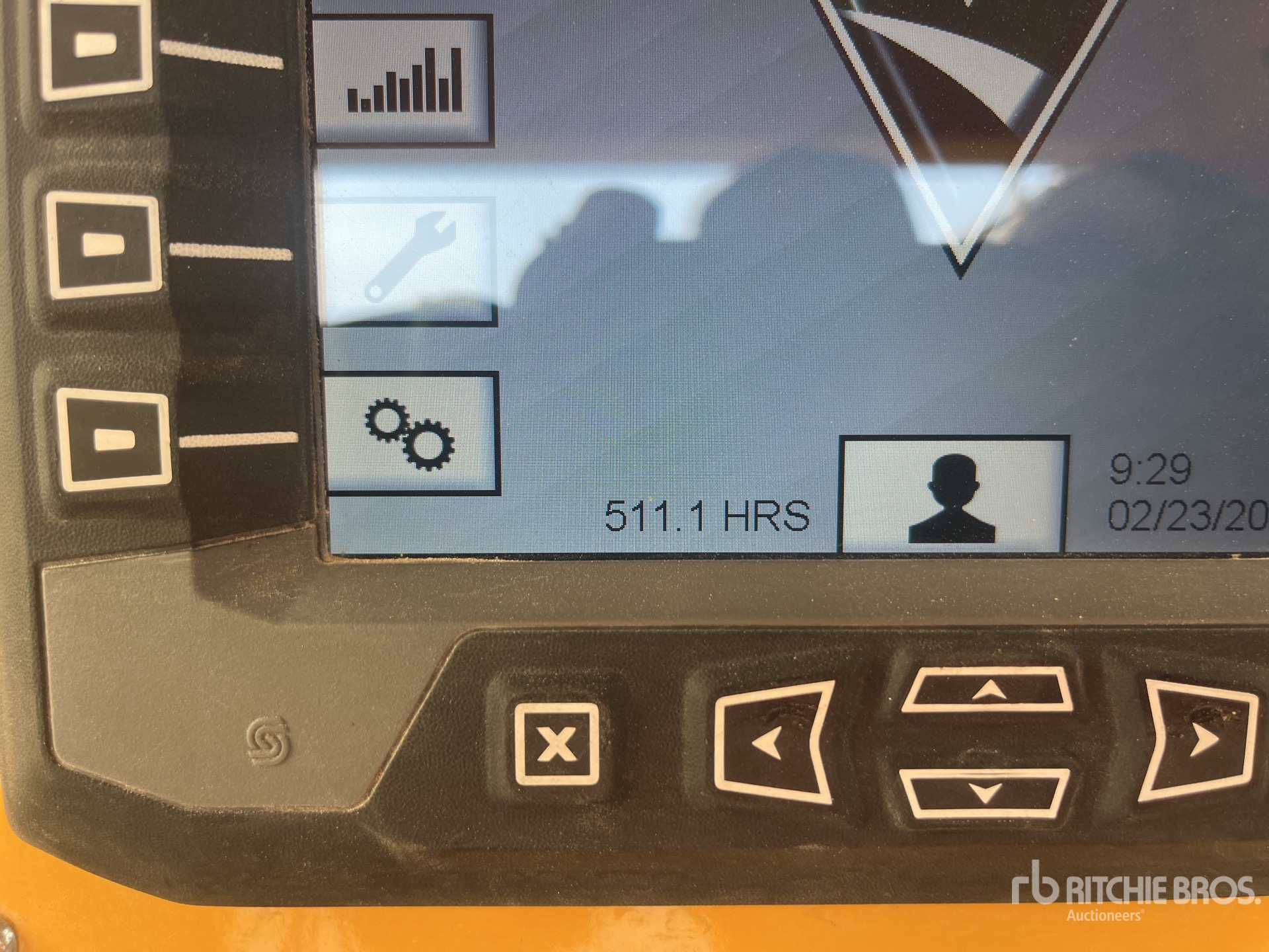 General Appearance with Hour Meter / Odometer