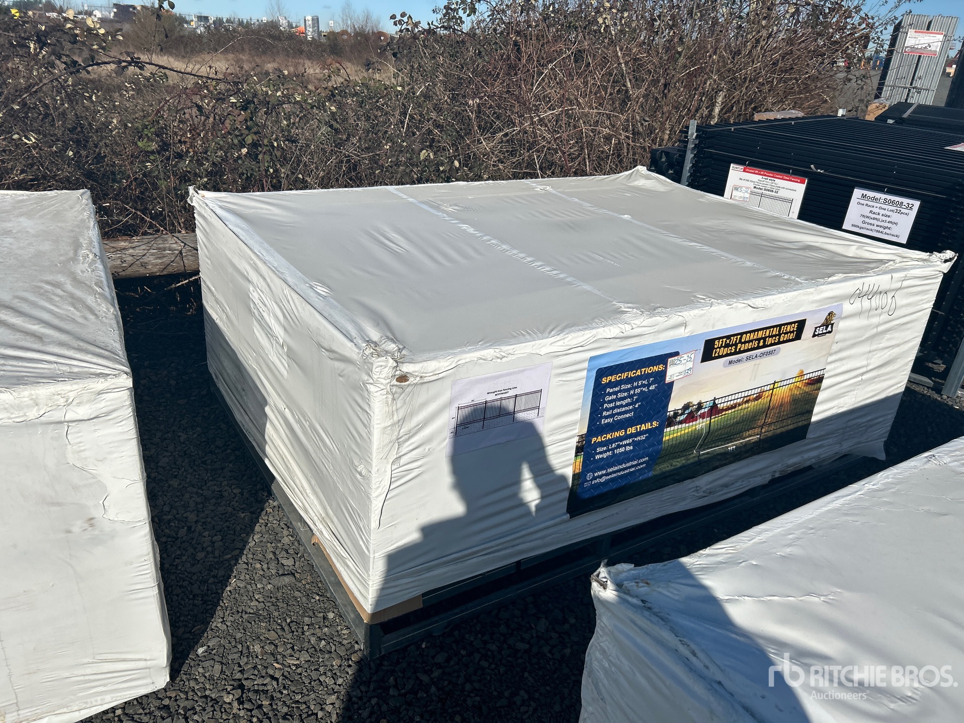 General Appearance with Picture, Right Front Corner