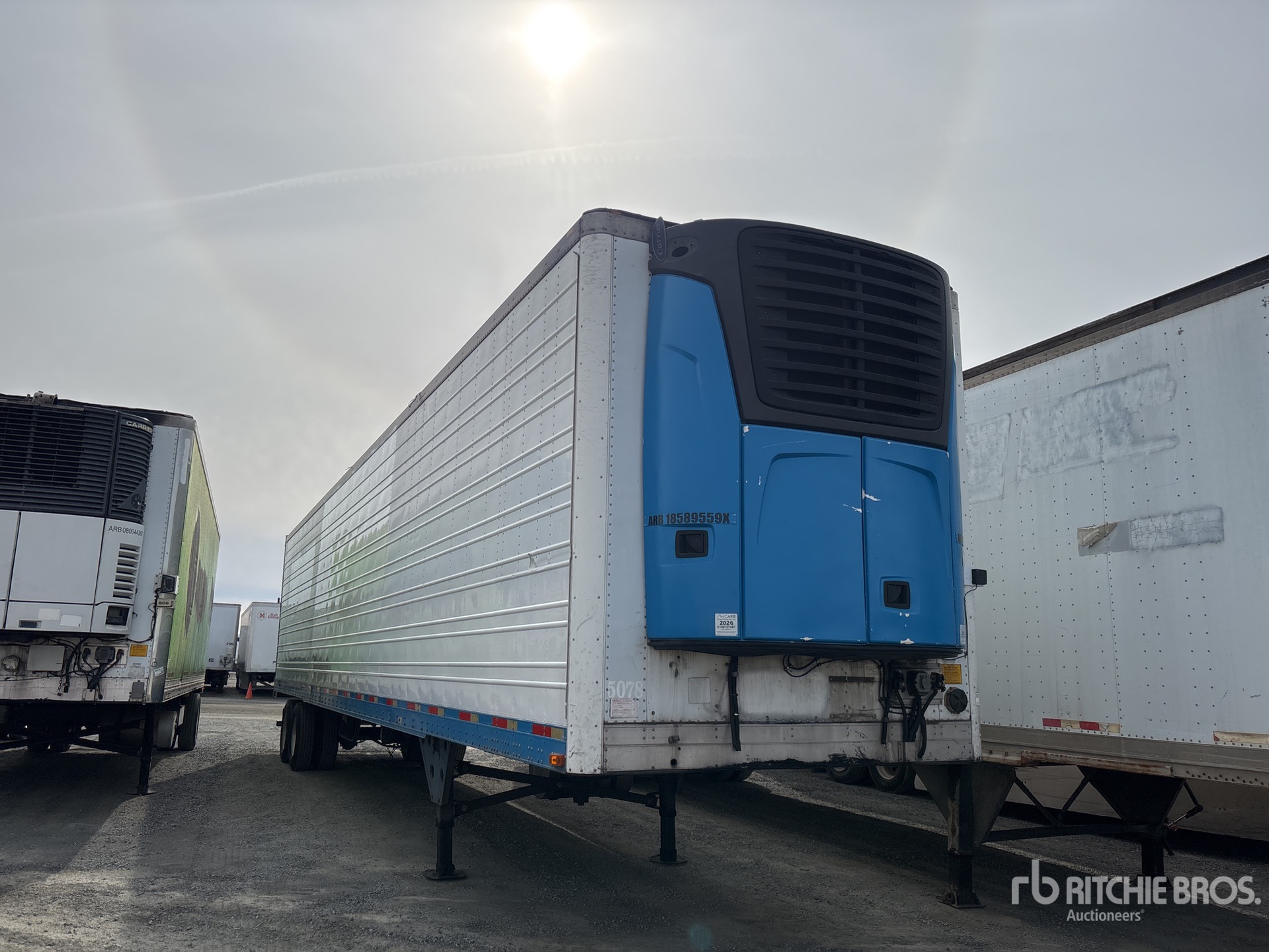 General Appearance with Bild, Ecke vorne rechts